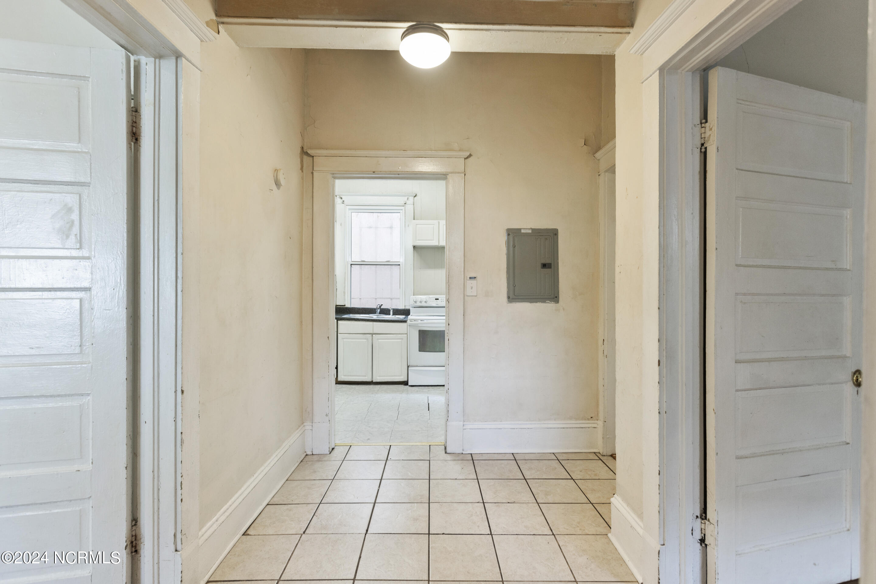 711 S 7th Street