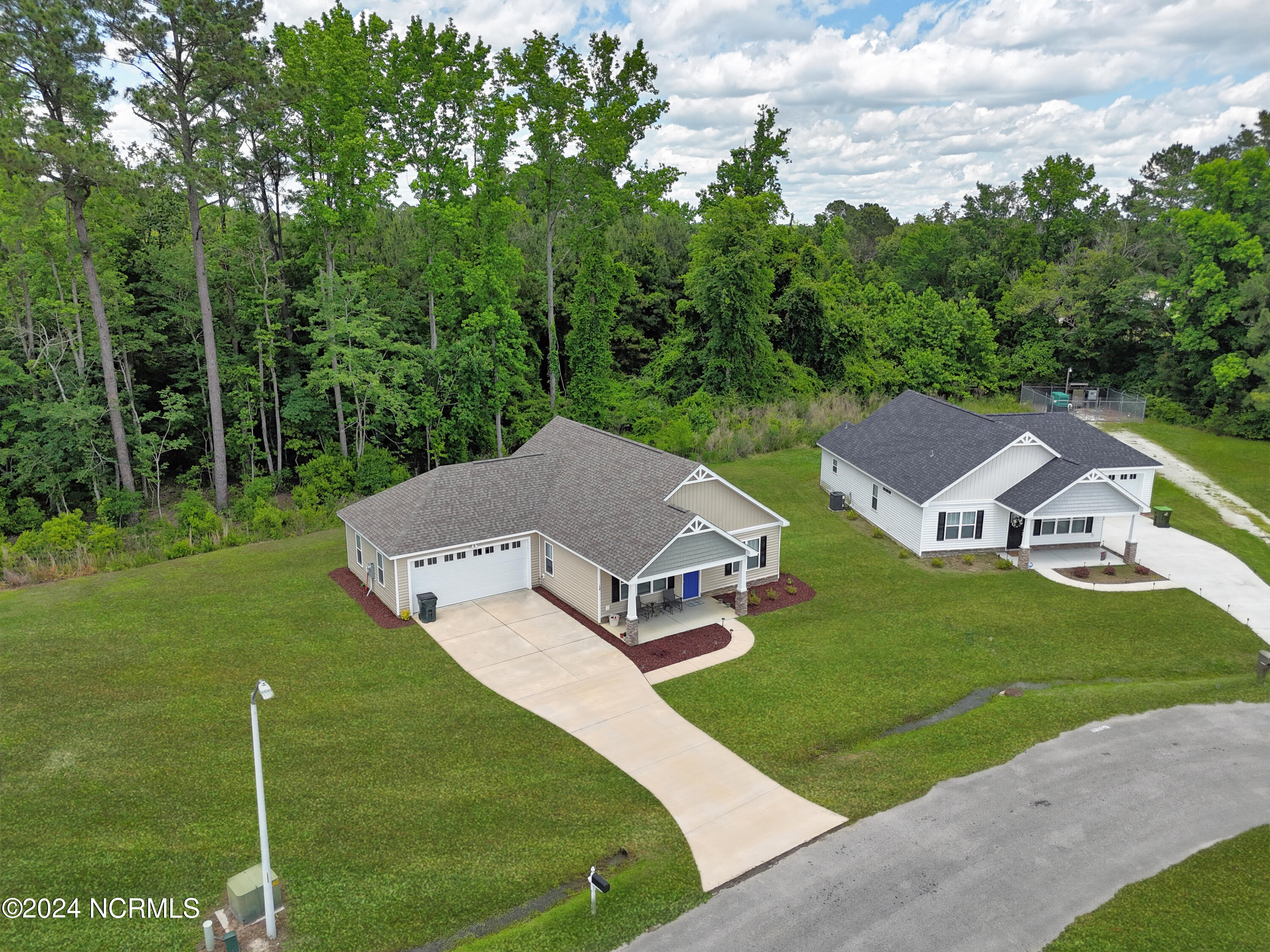 130 Pasture Lane Drive