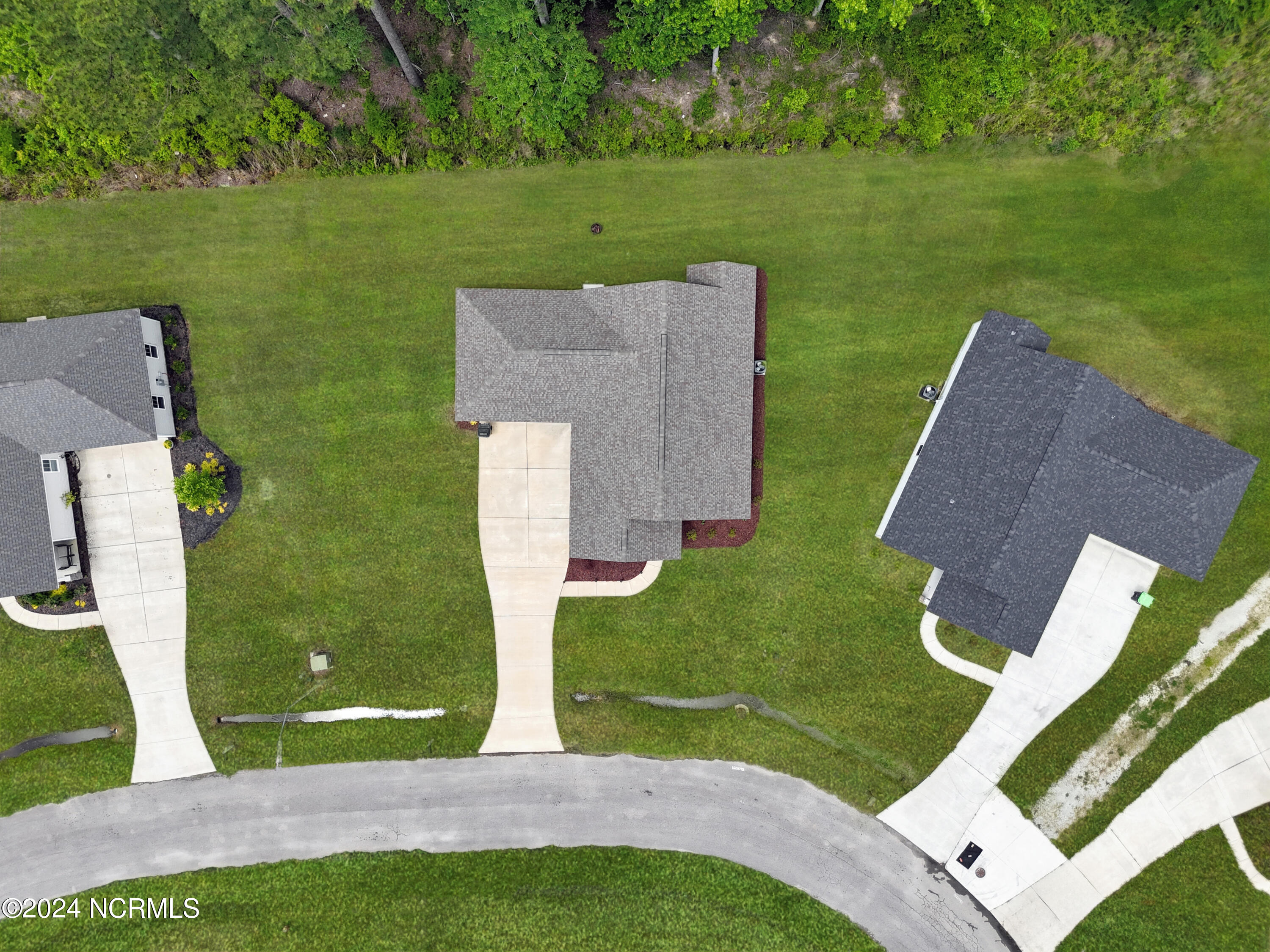 130 Pasture Lane Drive