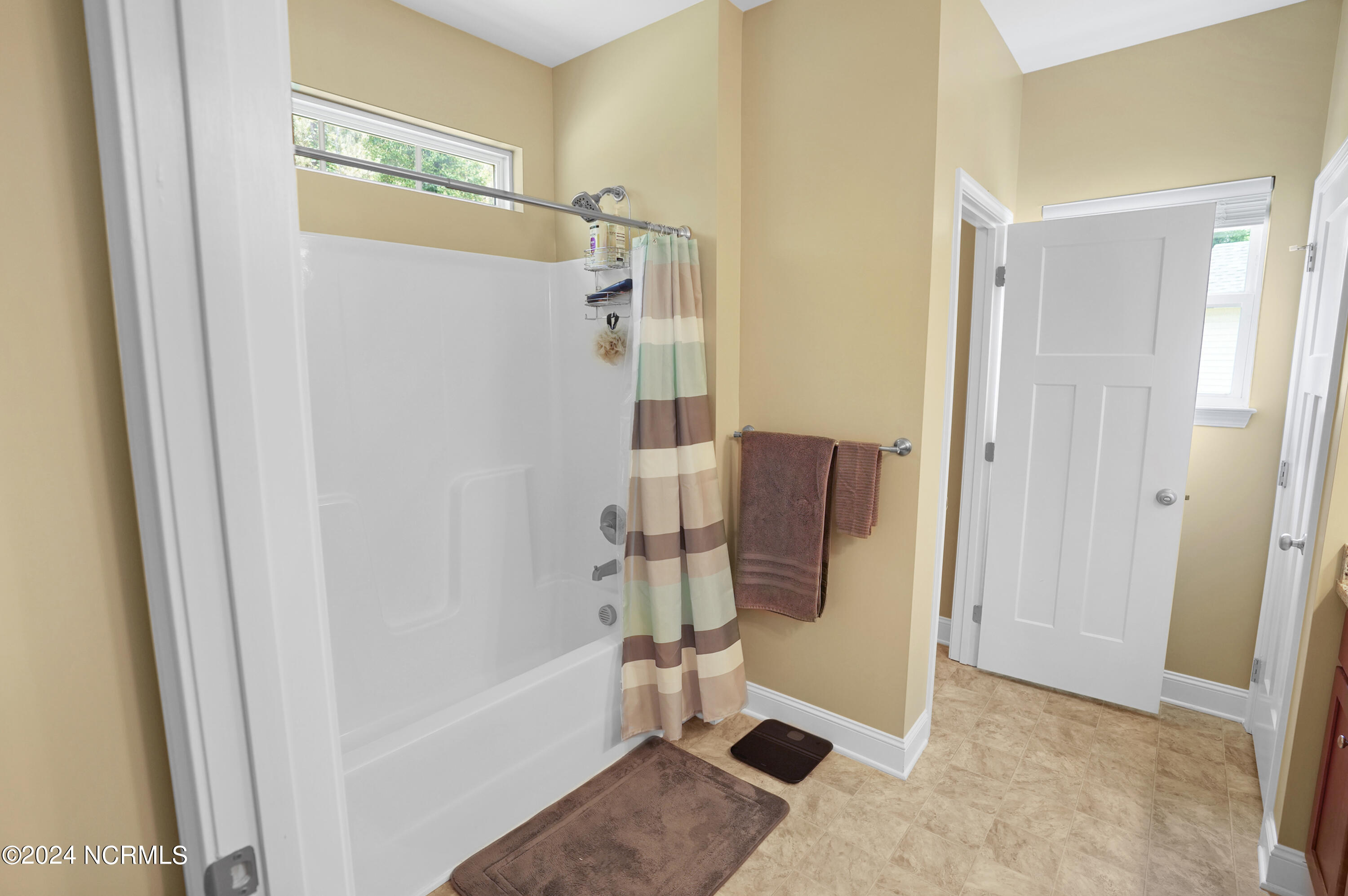 130 Pasture Lane Drive