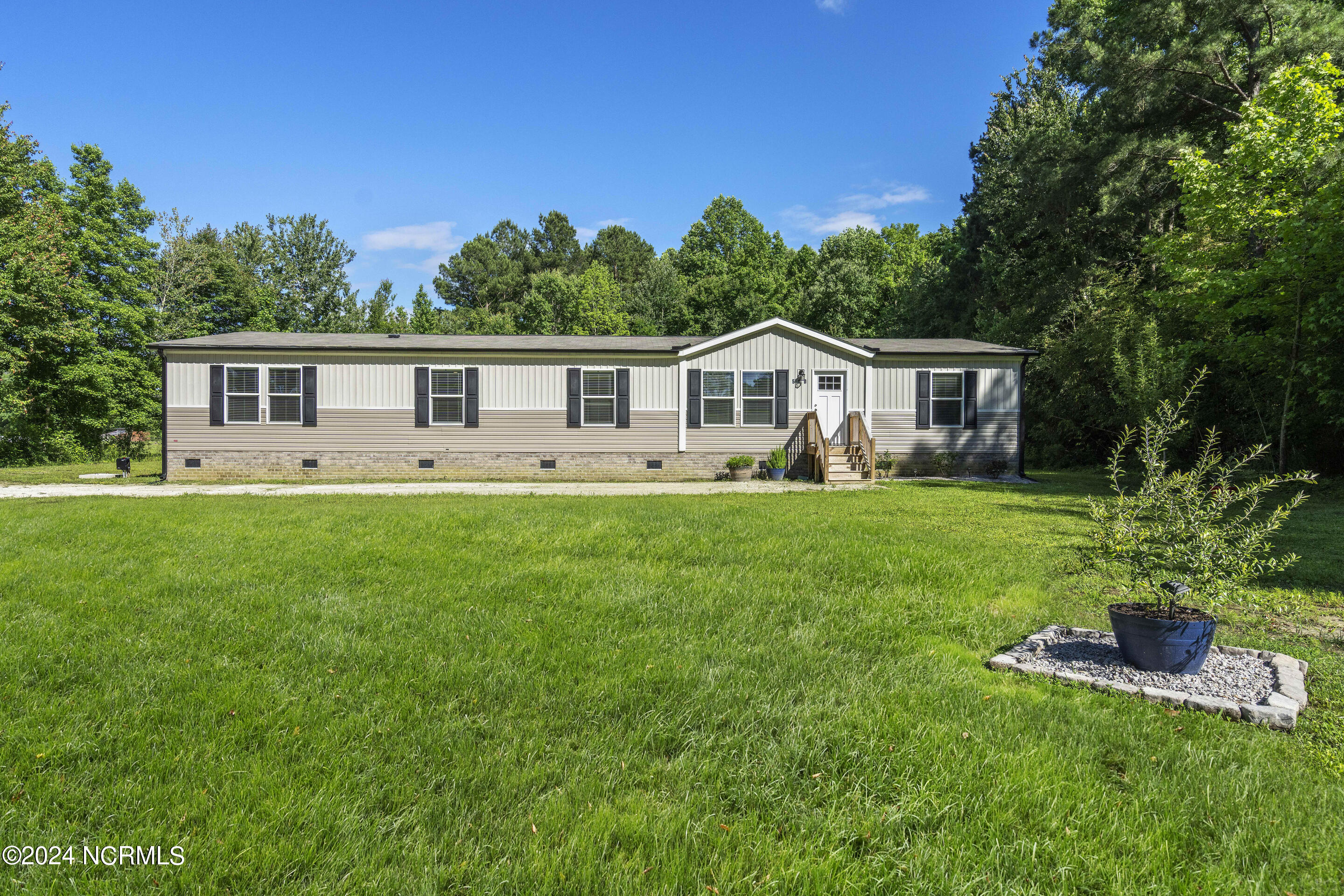 510 Mary Slocum Road NE