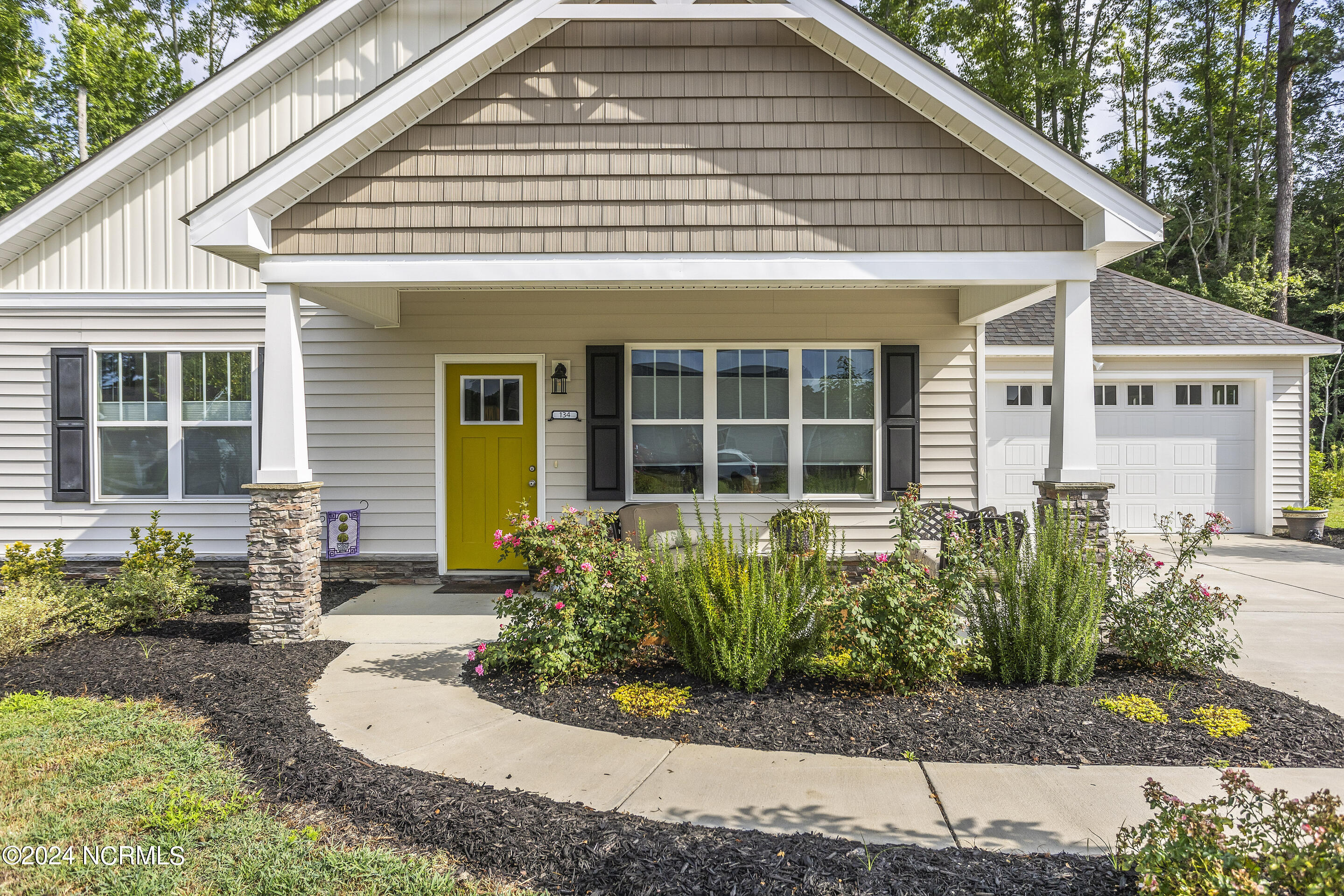 134 Pasture Lane Drive