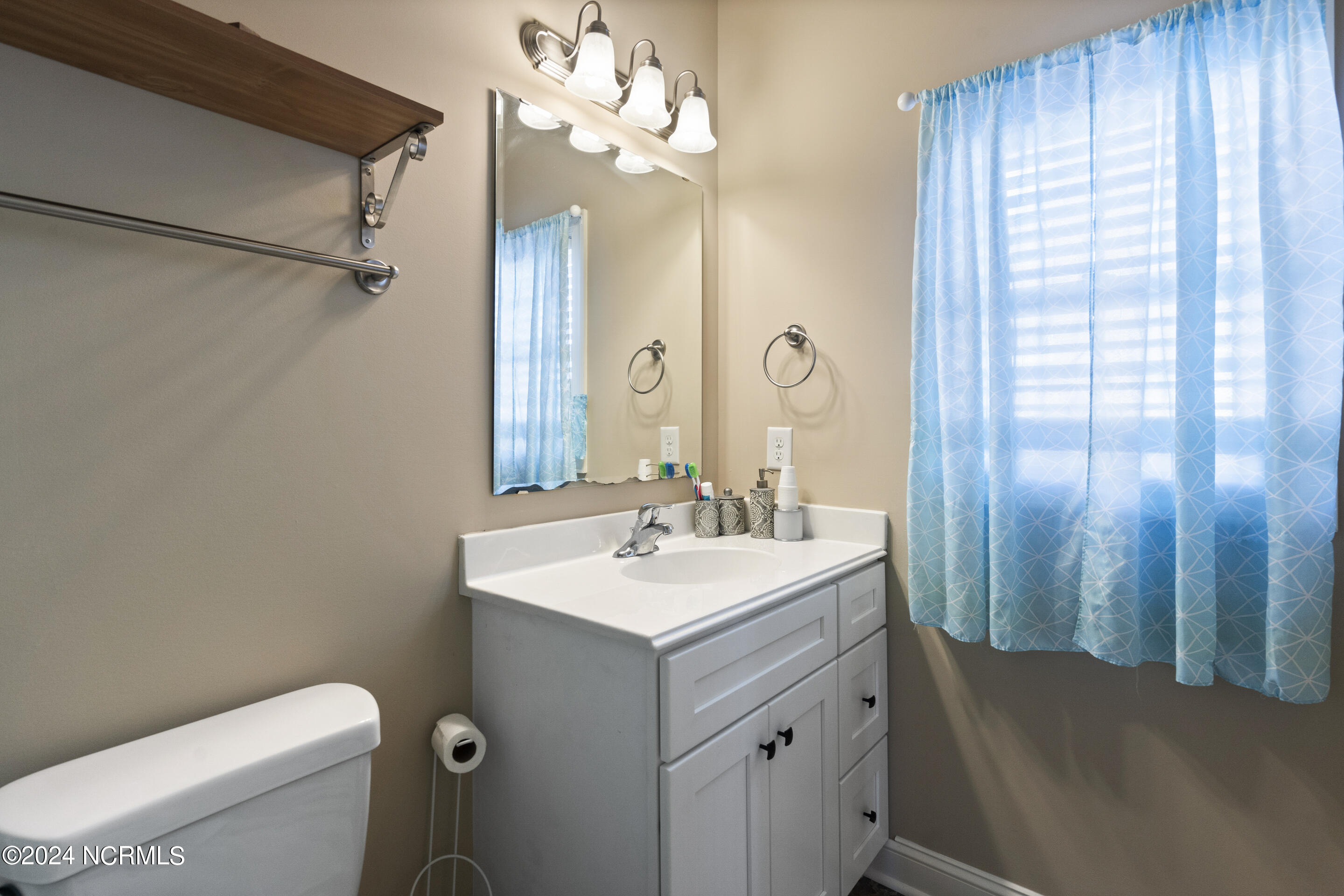 4917 Exton Park Loop