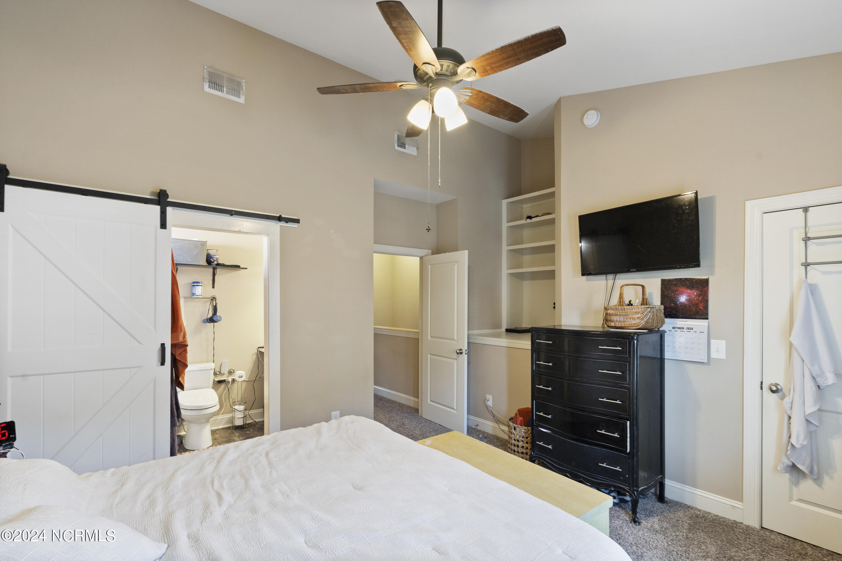 4917 Exton Park Loop