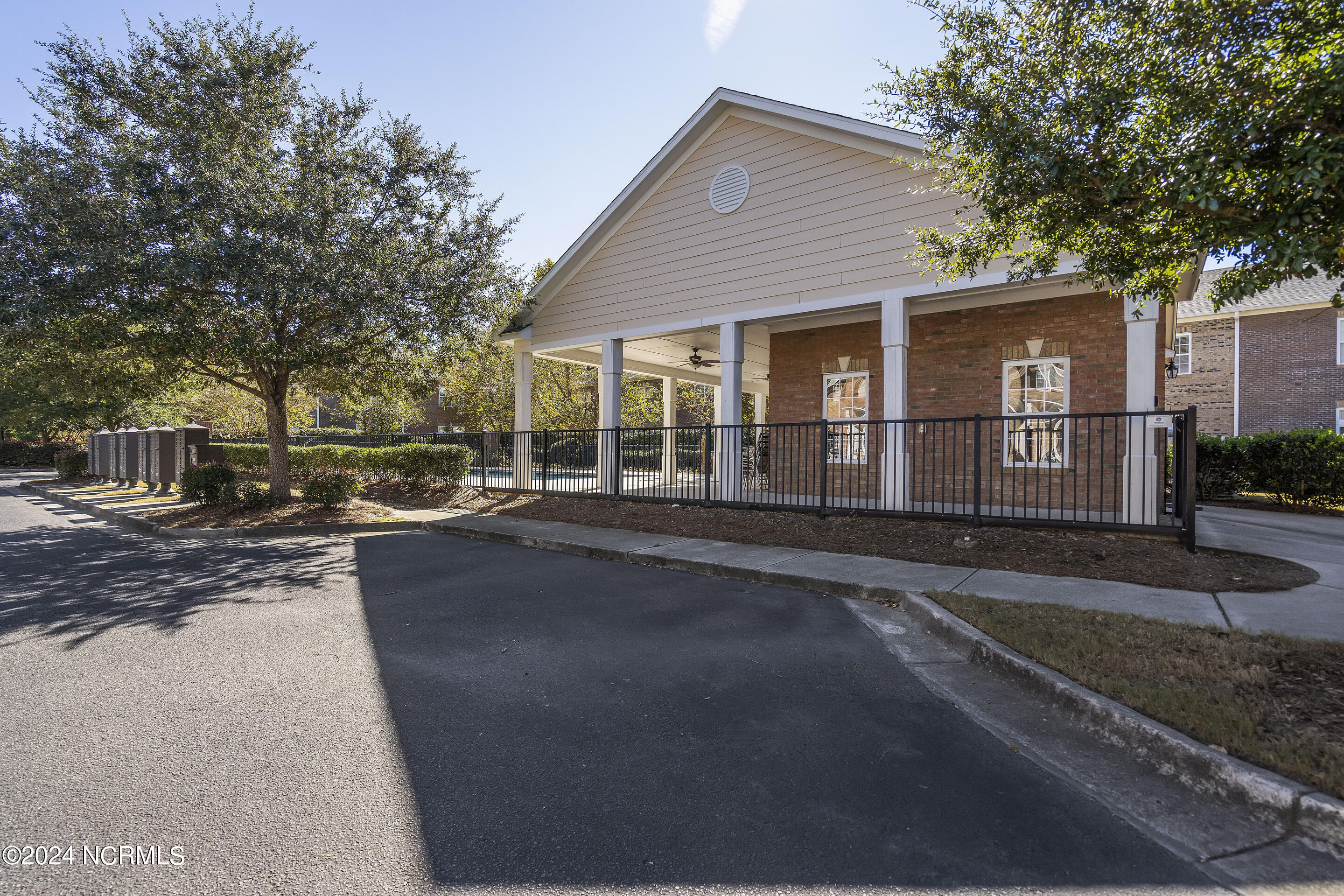 4917 Exton Park Loop