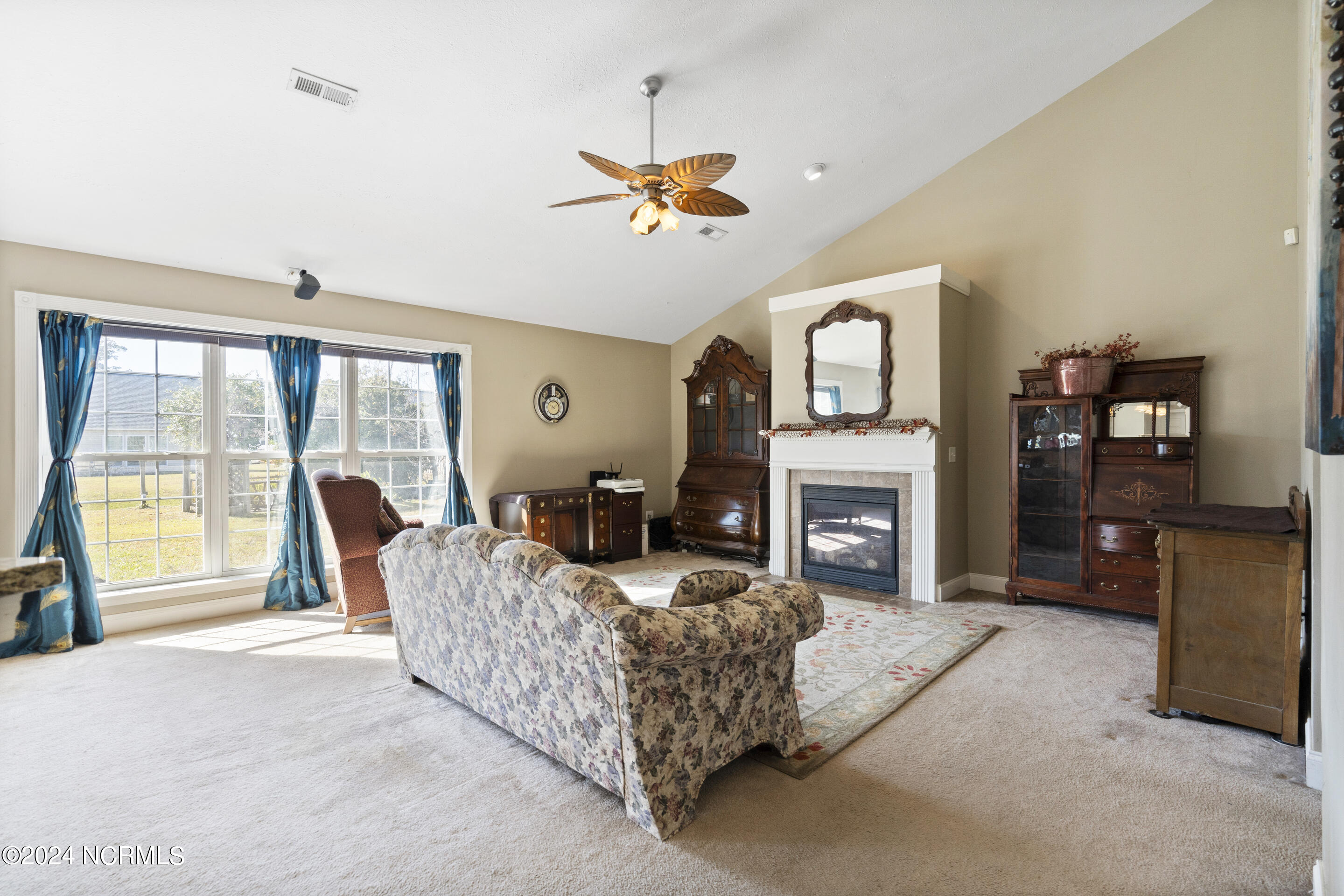 214 Heartwood Drive