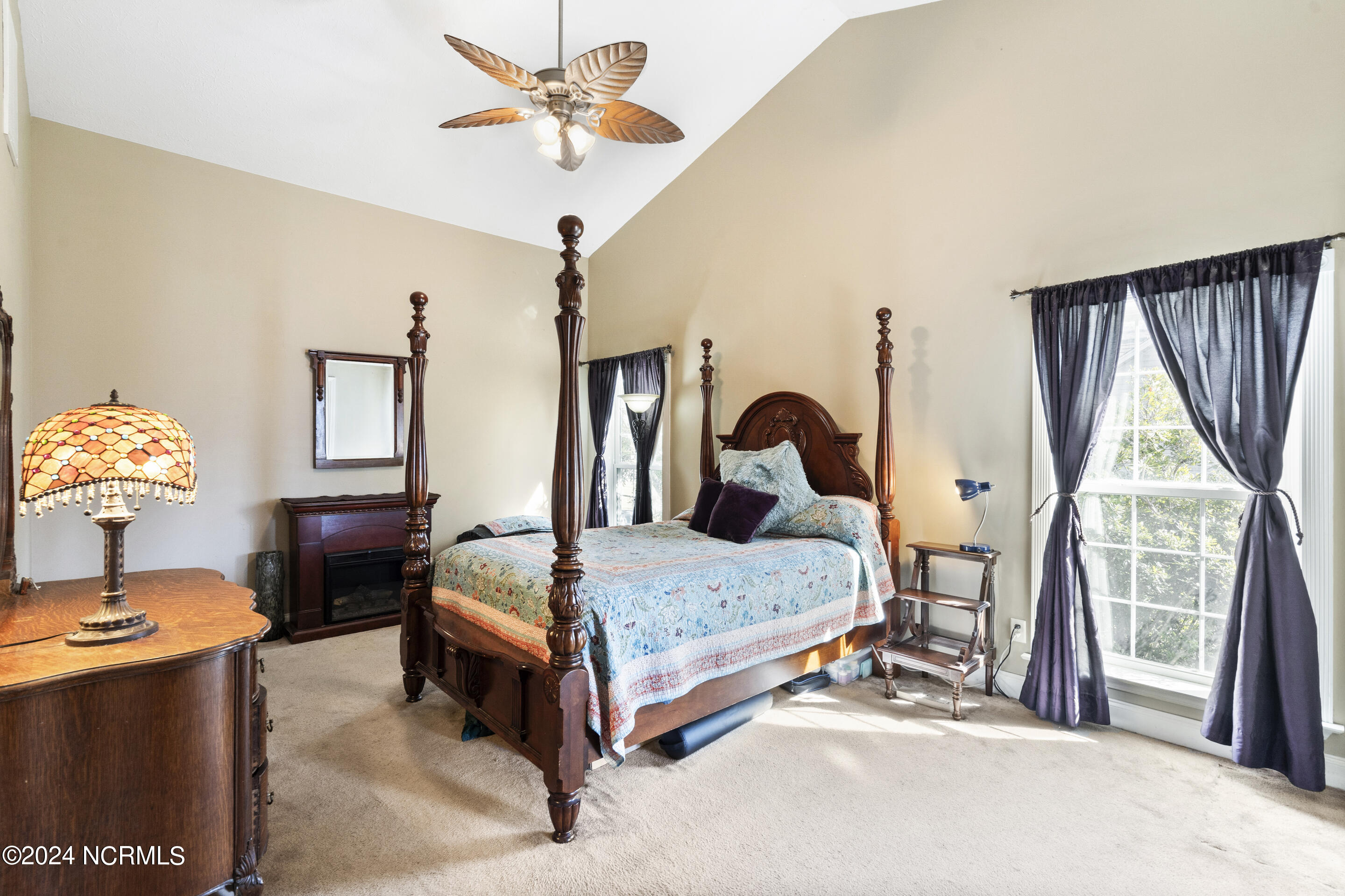 214 Heartwood Drive