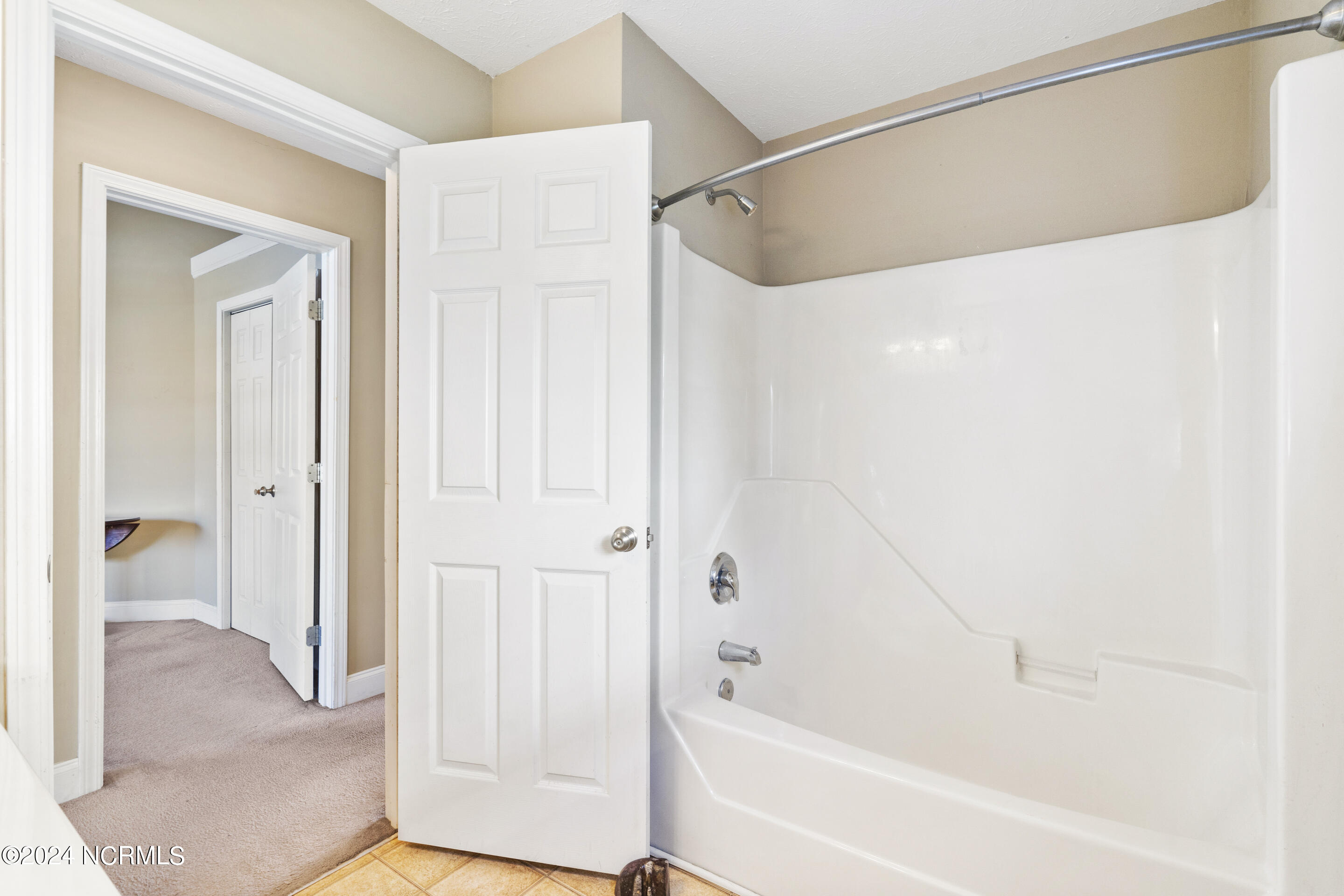214 Heartwood Drive