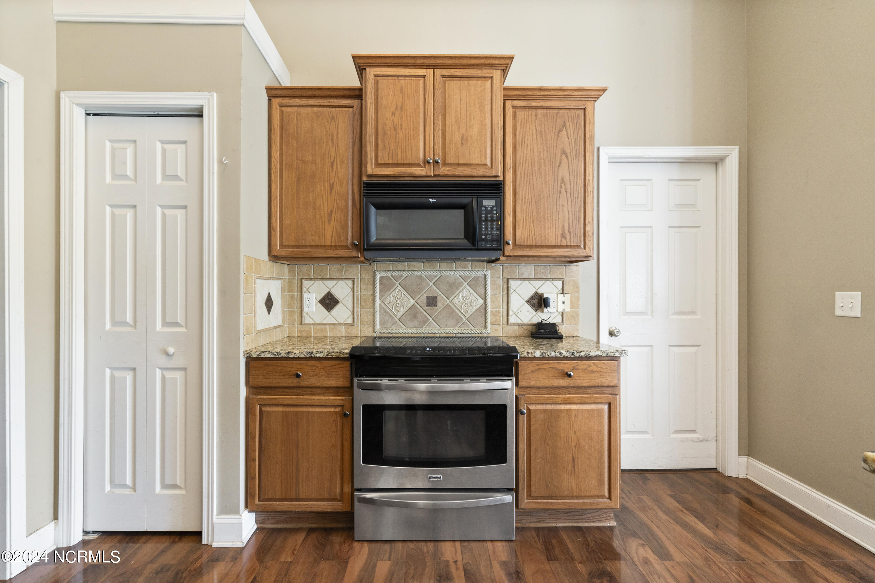 214 Heartwood Drive