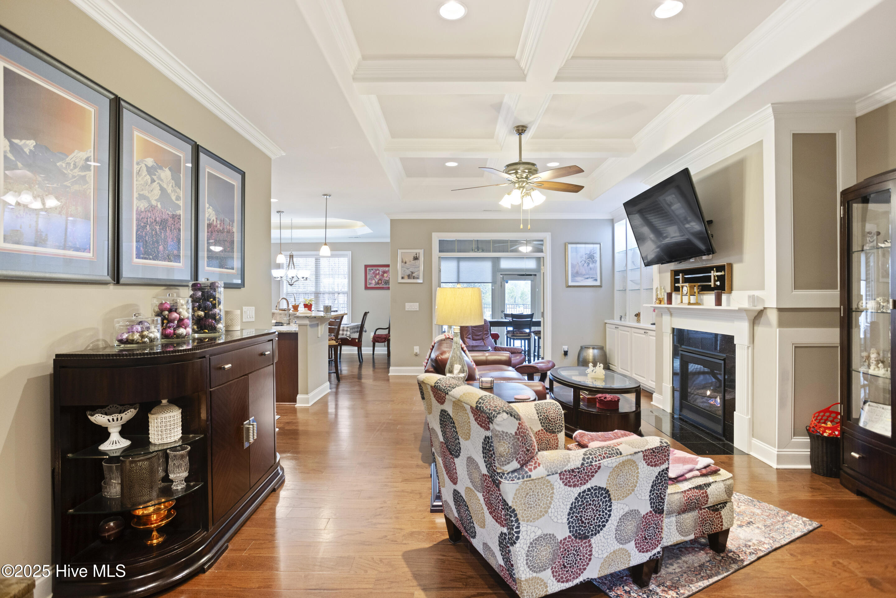 657 Jenoa Loop
