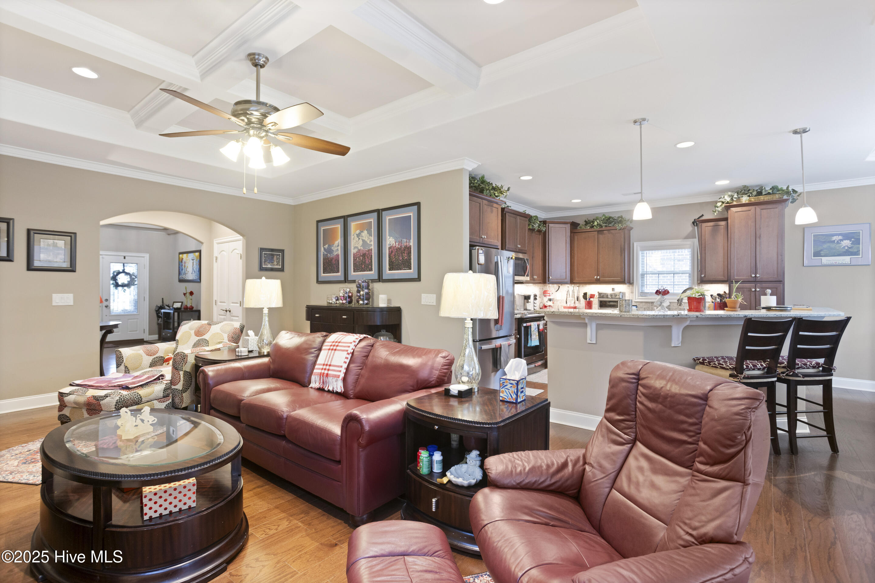 657 Jenoa Loop