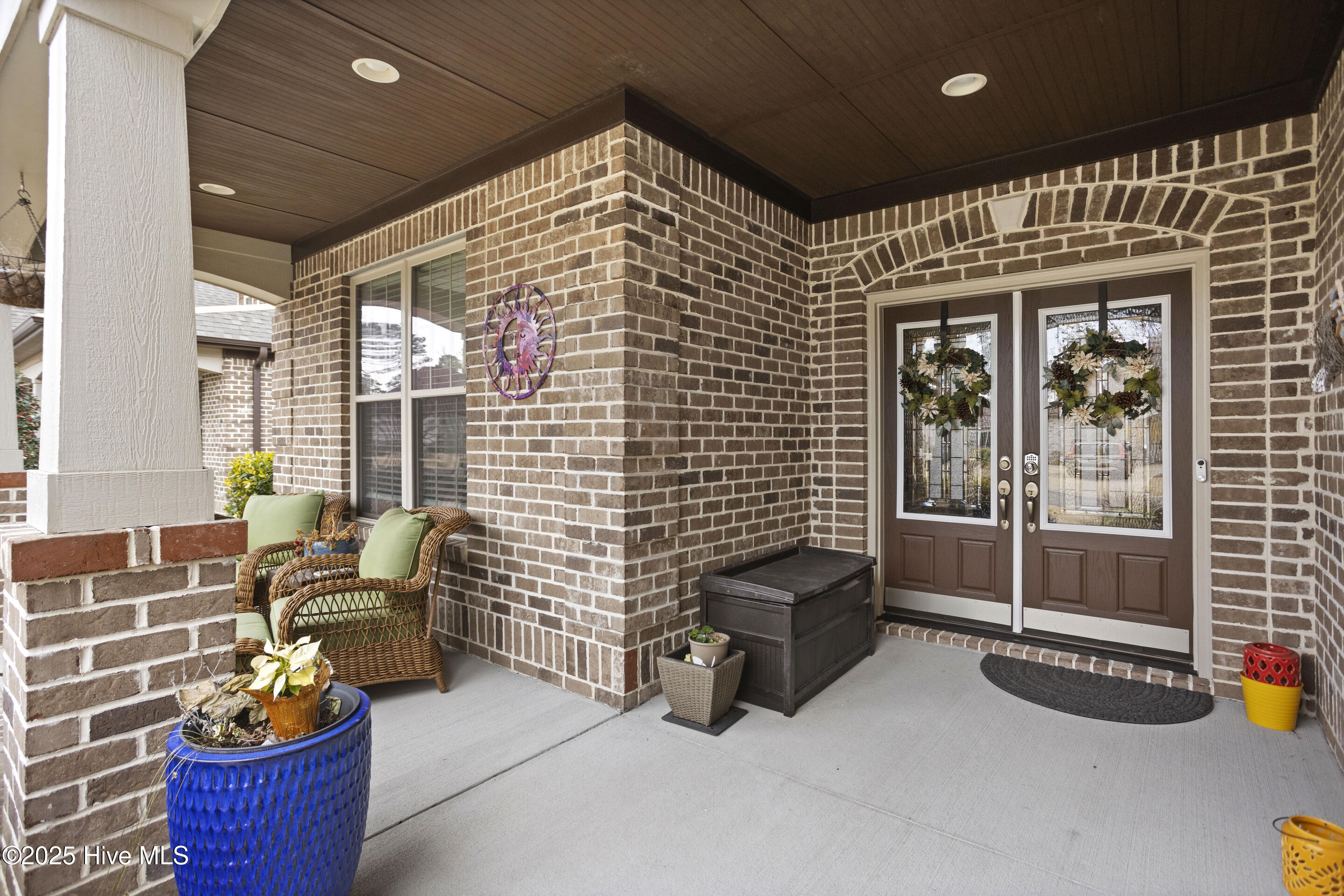 657 Jenoa Loop