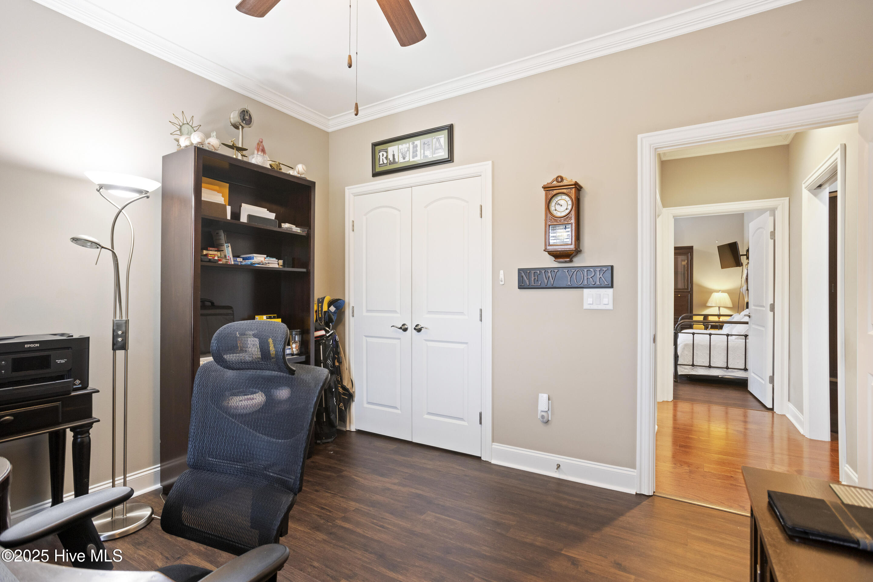 657 Jenoa Loop
