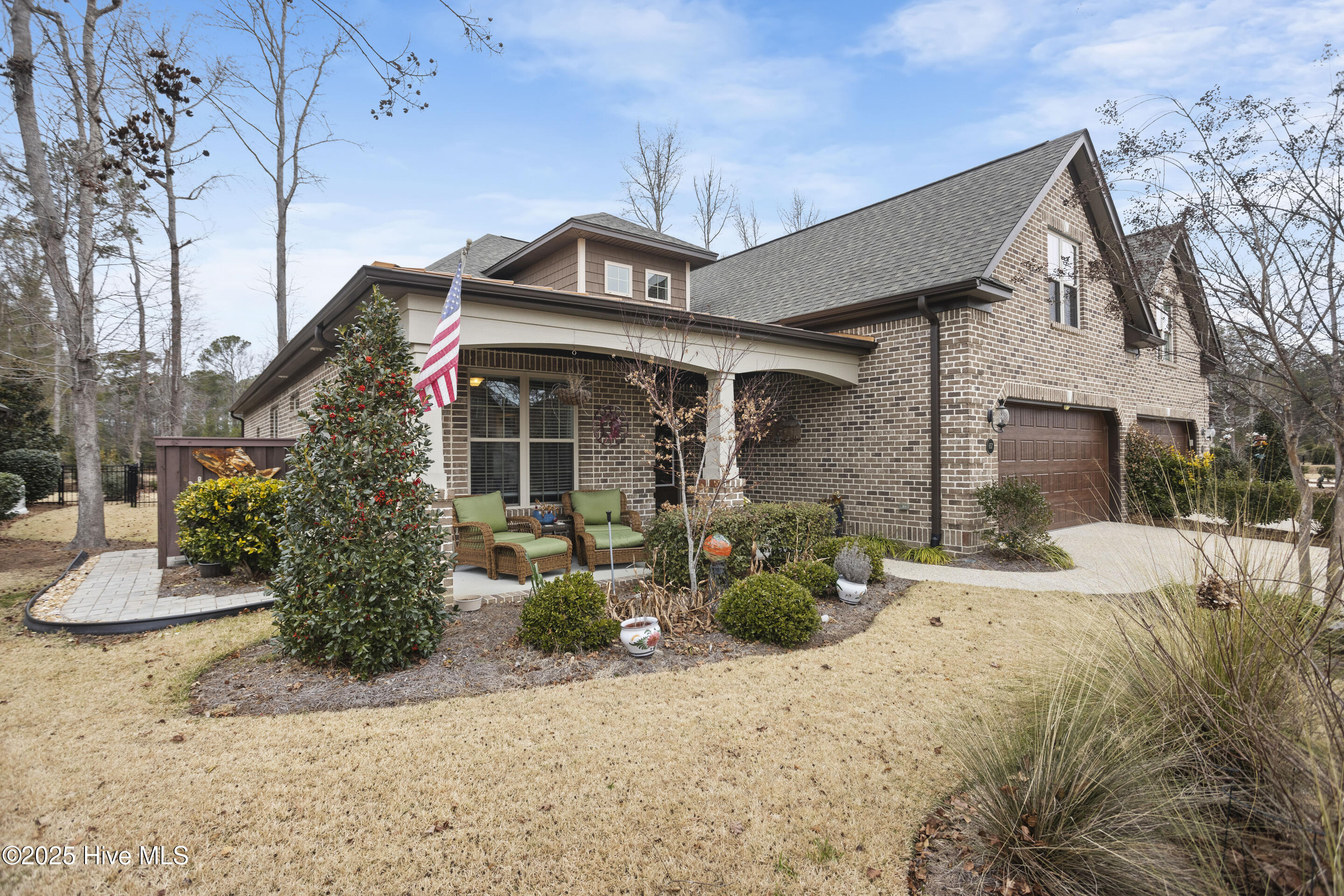 657 Jenoa Loop