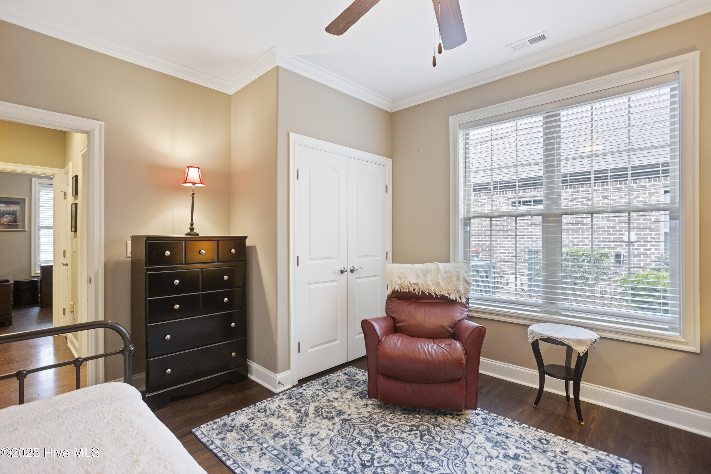 657 Jenoa Loop