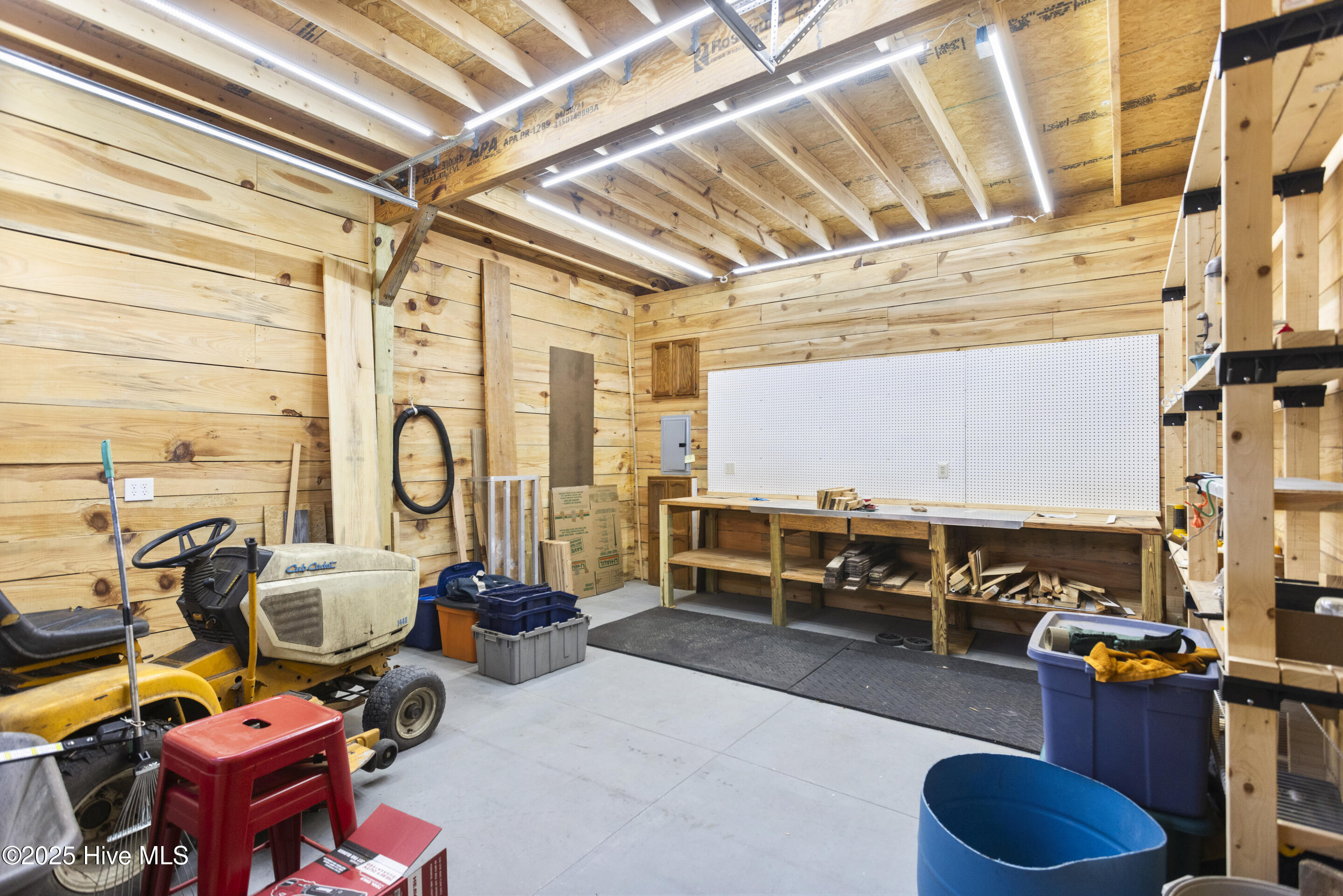 2142 Fieldcrest Road