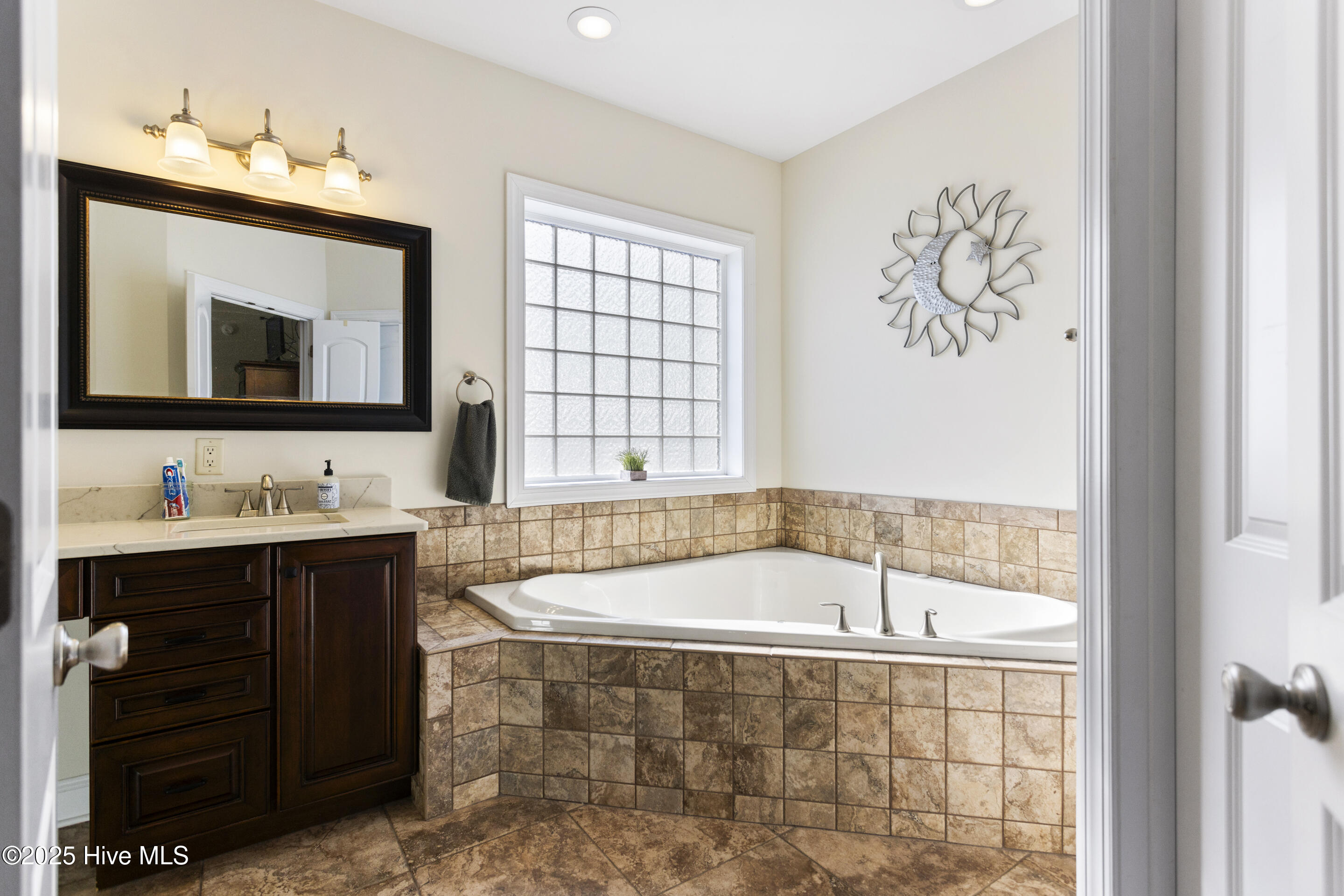 2142 Fieldcrest Road