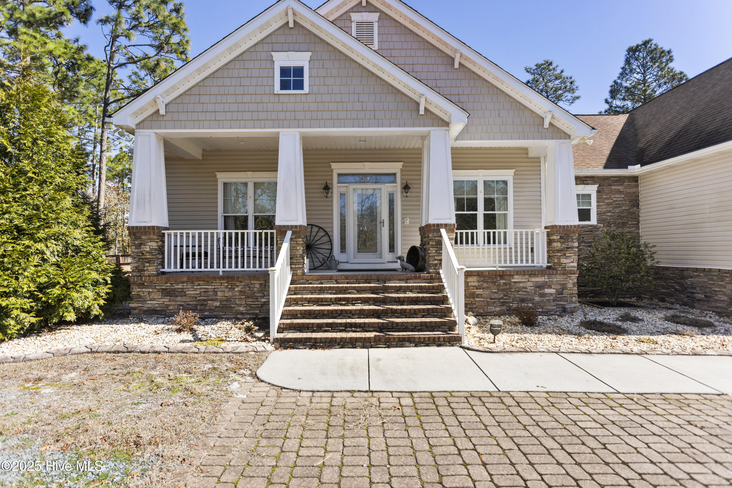 2142 Fieldcrest Road