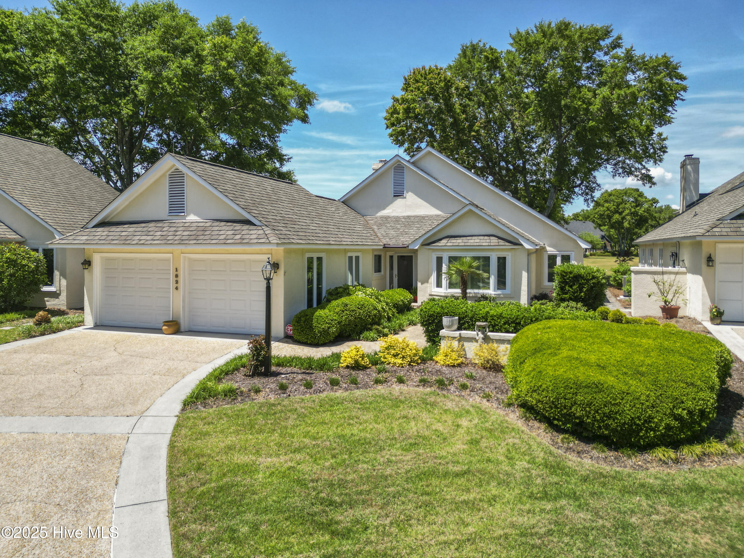 1824 Glen Eagles Lane