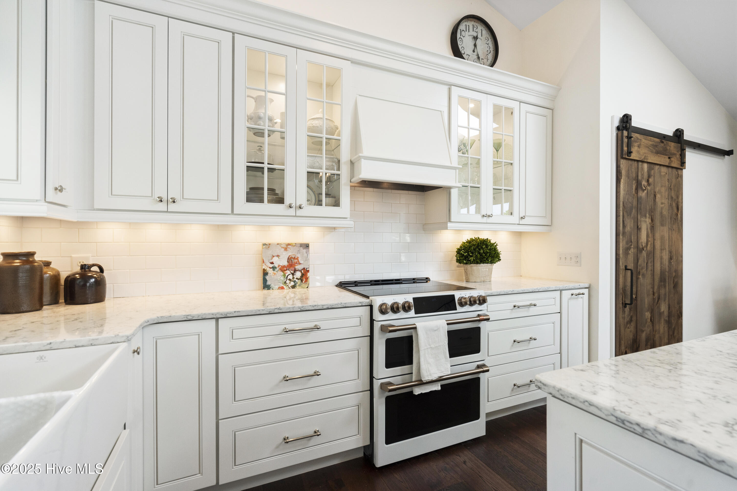 1824 Glen Eagles Lane