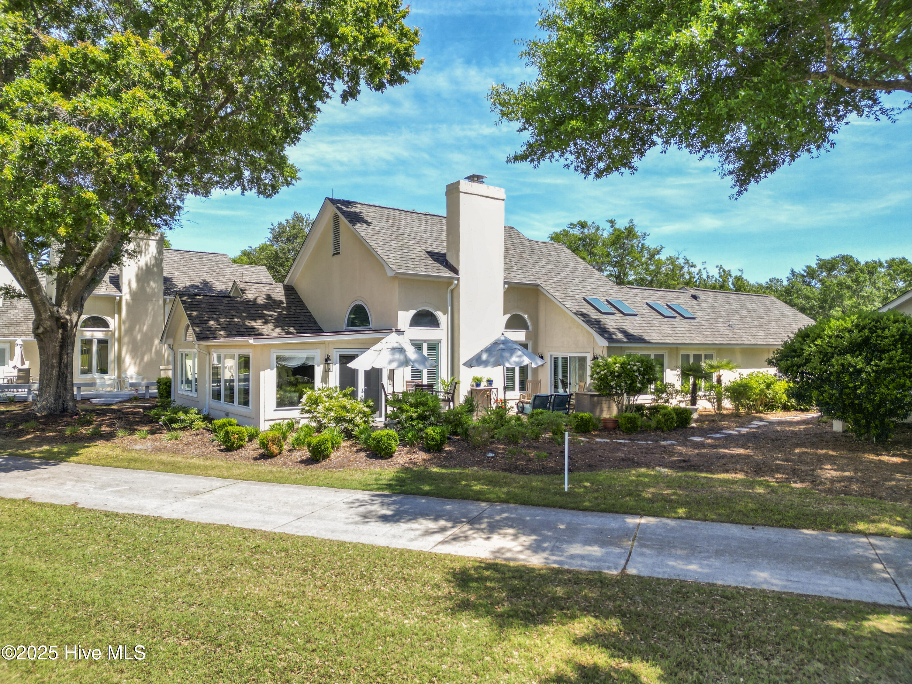 1824 Glen Eagles Lane