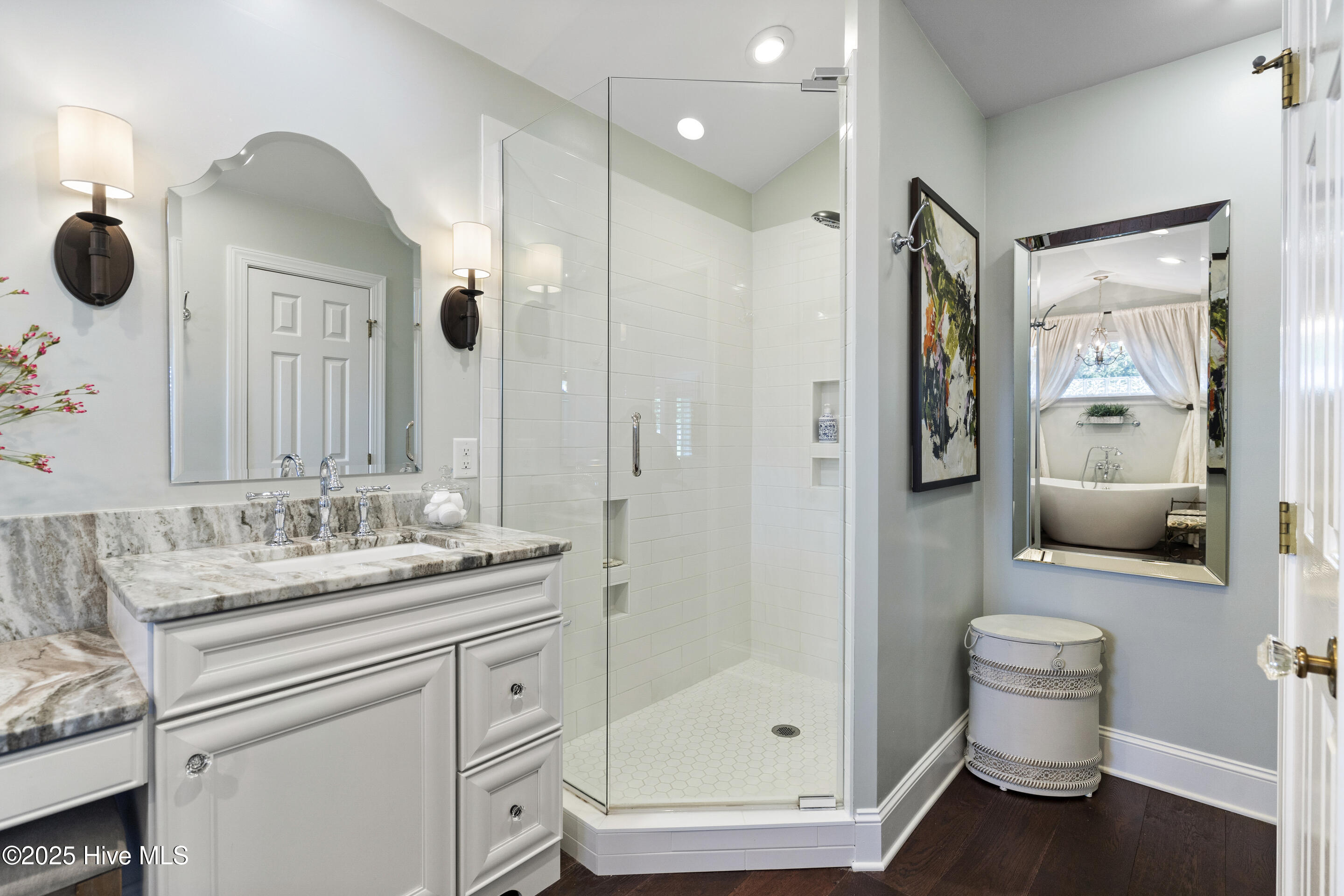 1824 Glen Eagles Lane