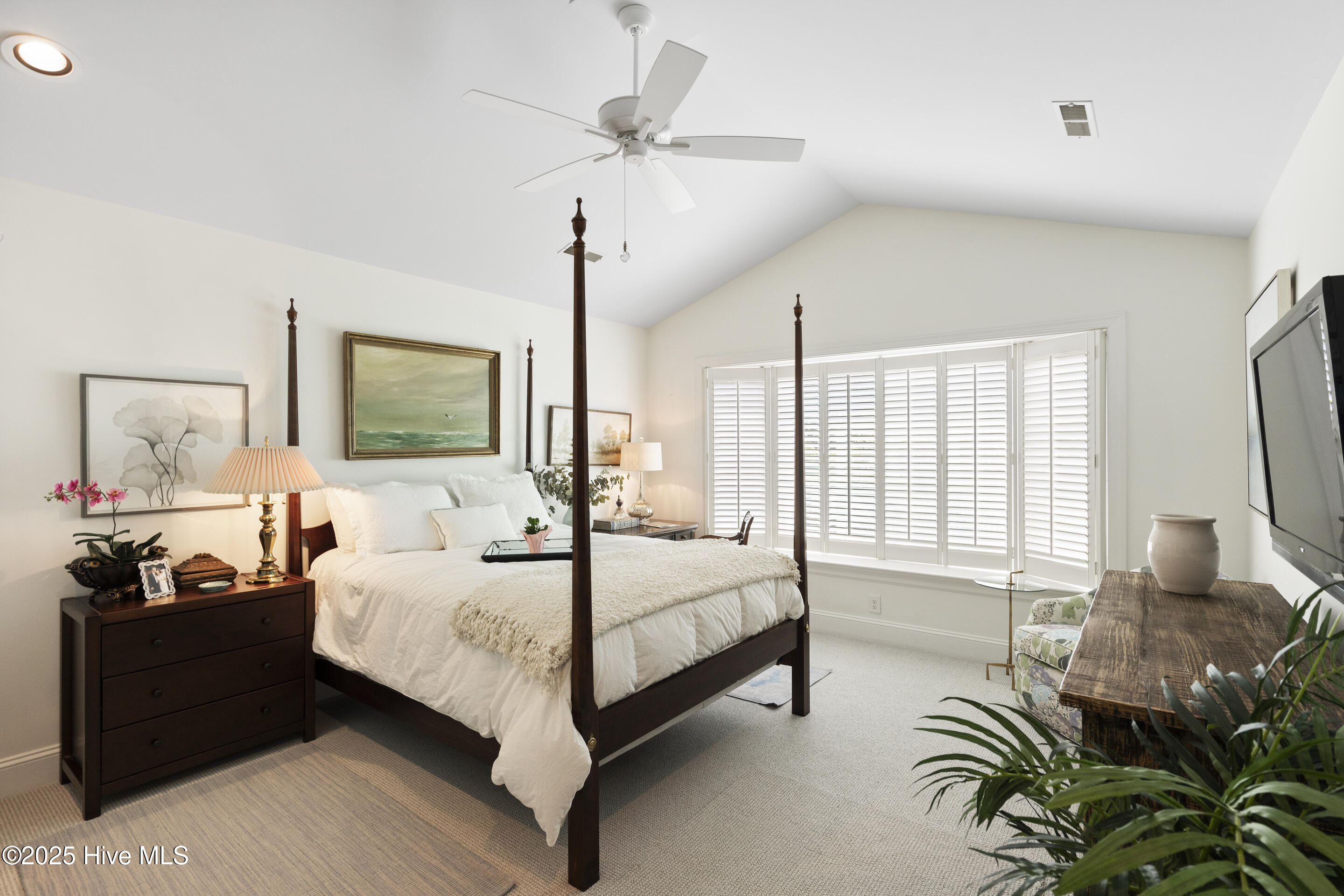 1824 Glen Eagles Lane