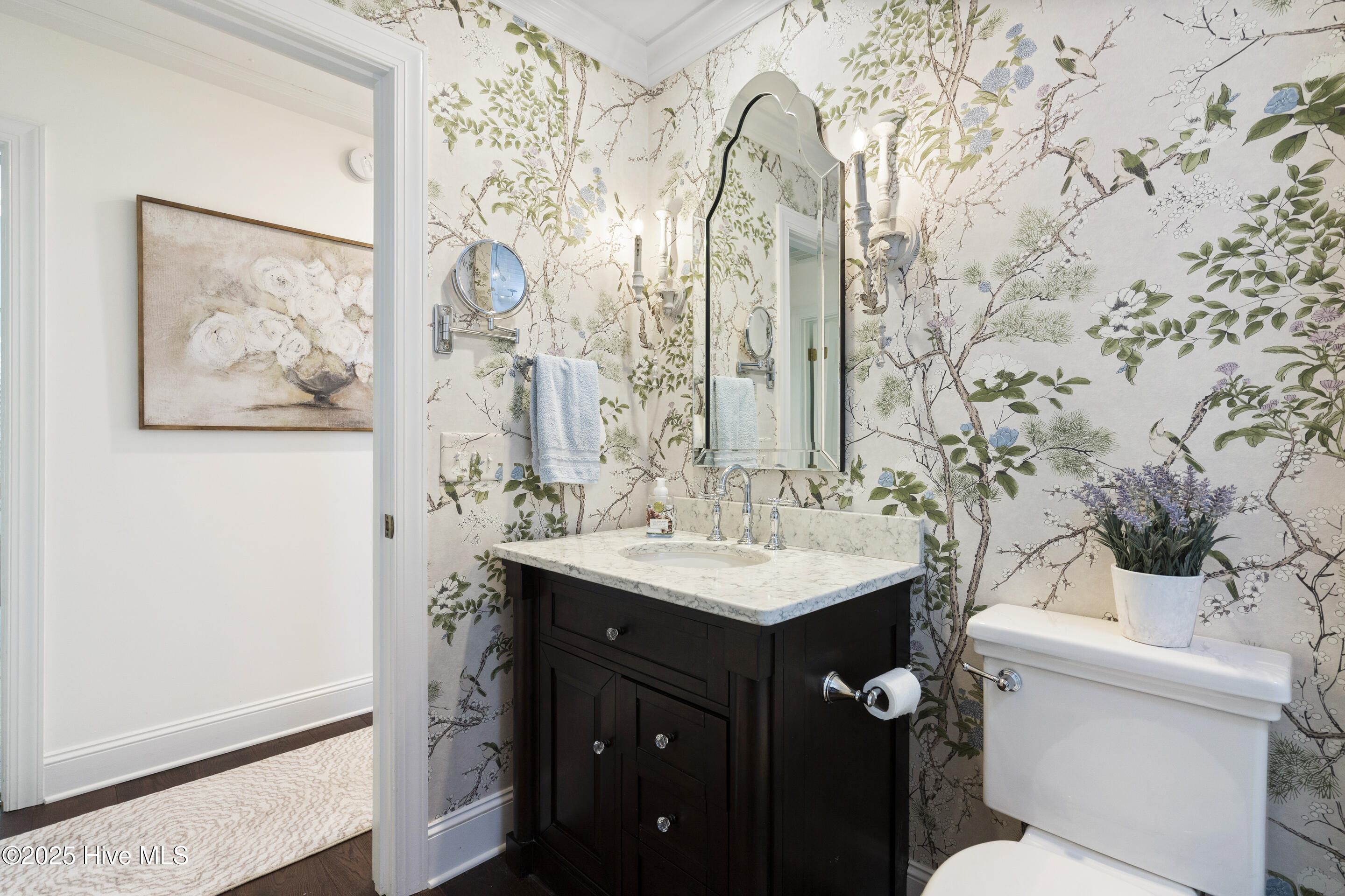 1824 Glen Eagles Lane