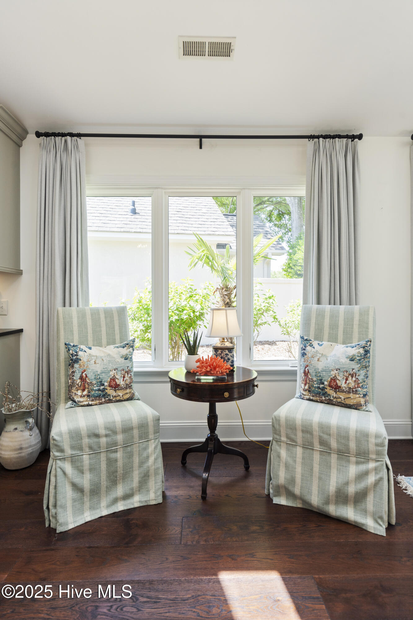 1824 Glen Eagles Lane