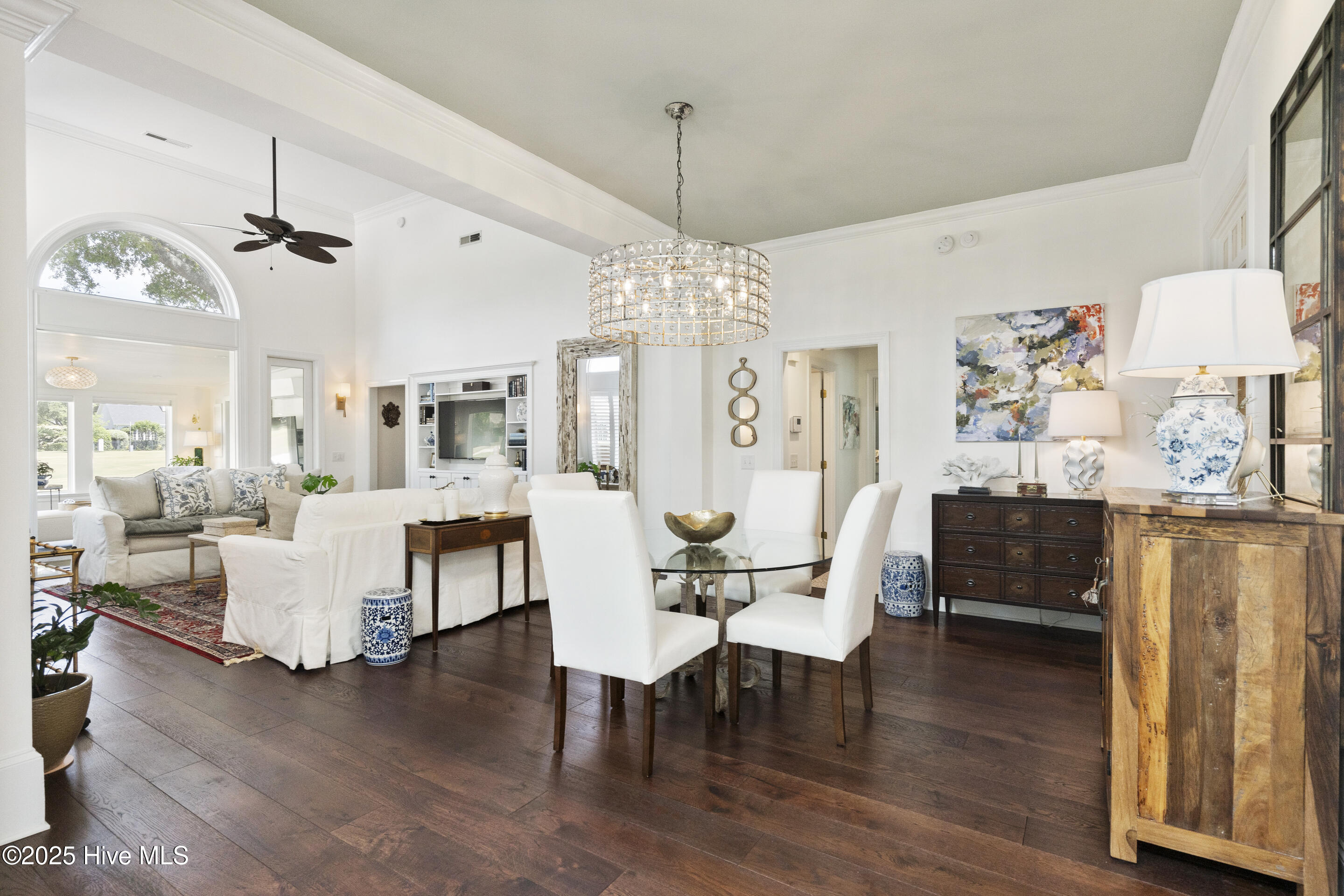 1824 Glen Eagles Lane