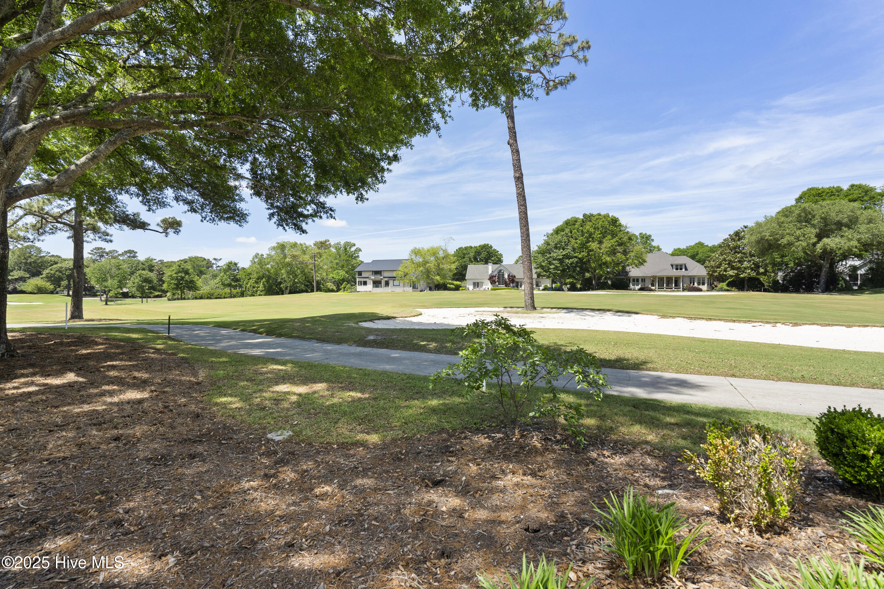 1824 Glen Eagles Lane