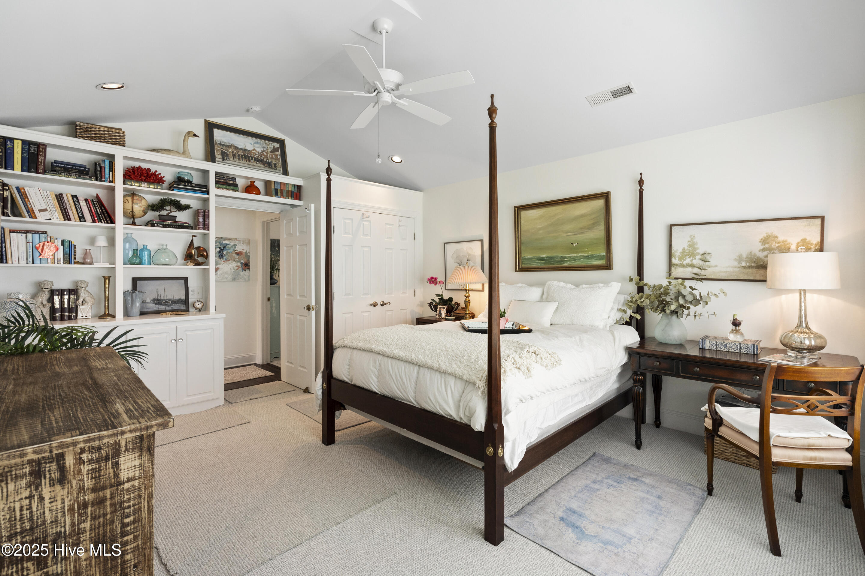 1824 Glen Eagles Lane