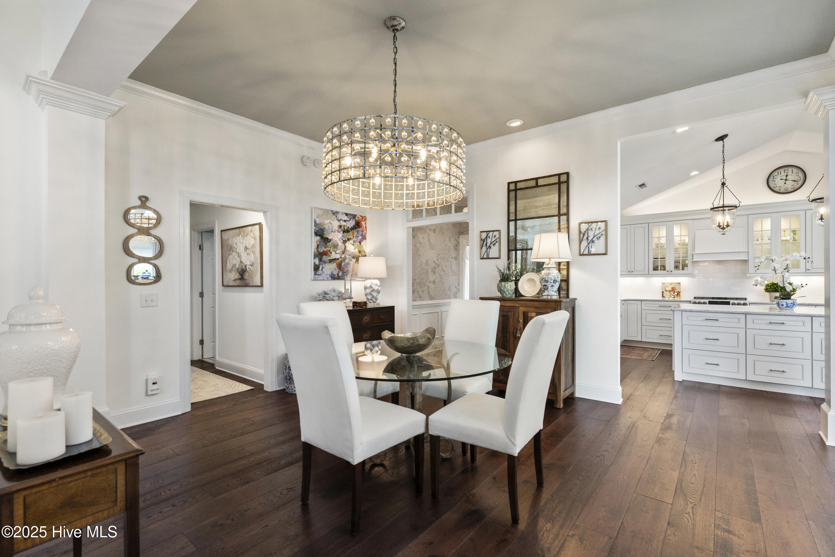 1824 Glen Eagles Lane