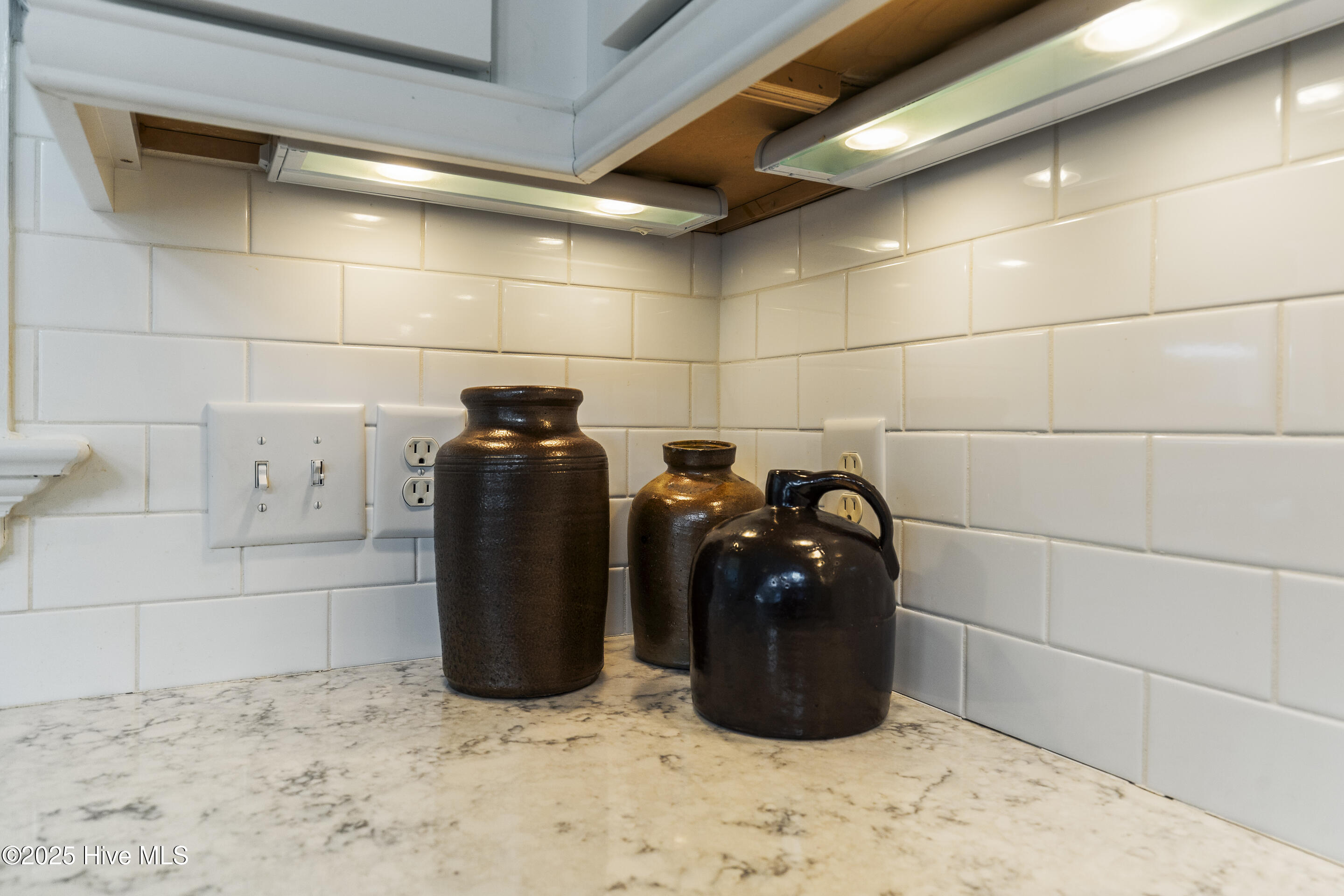 1824 Glen Eagles Lane