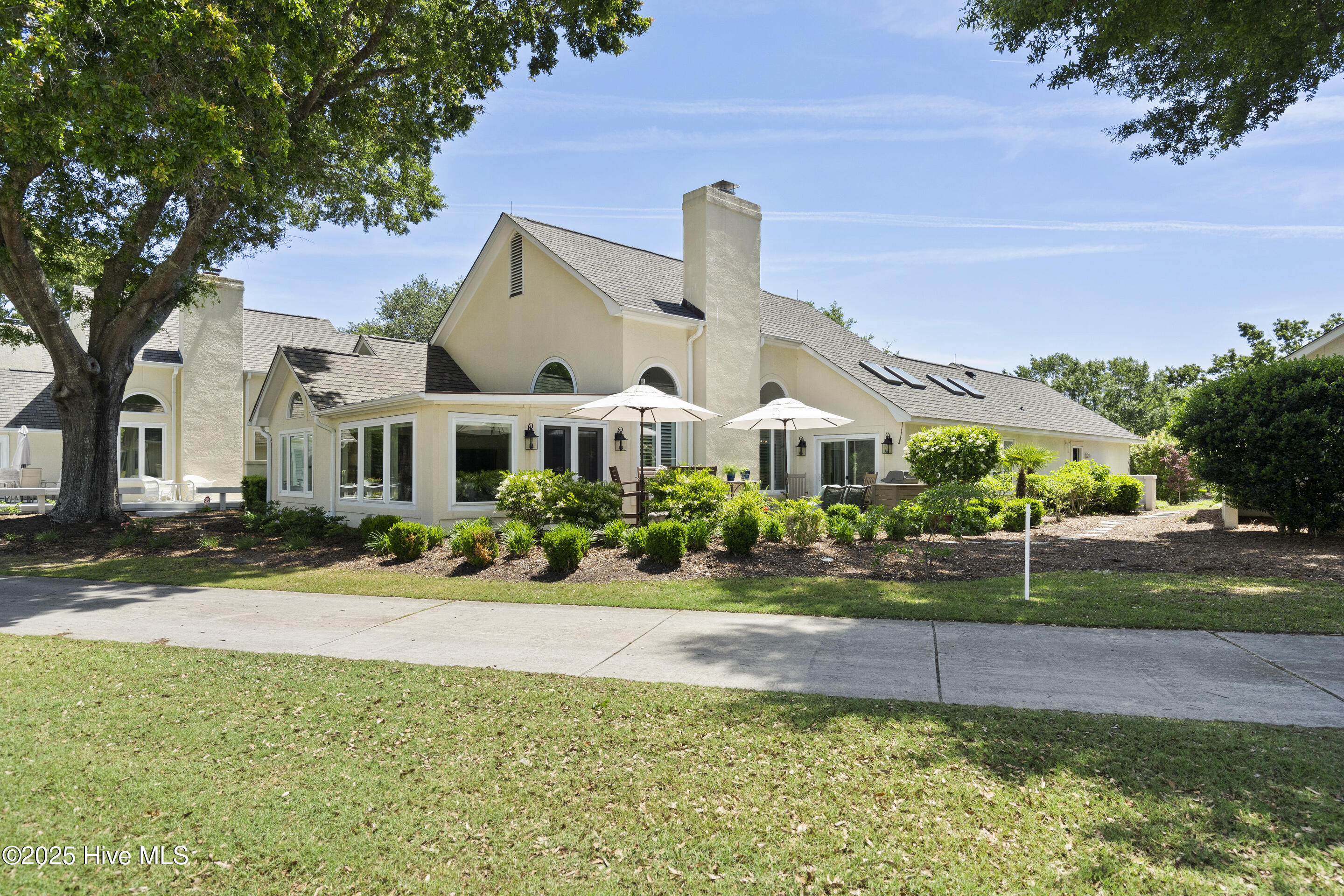 1824 Glen Eagles Lane