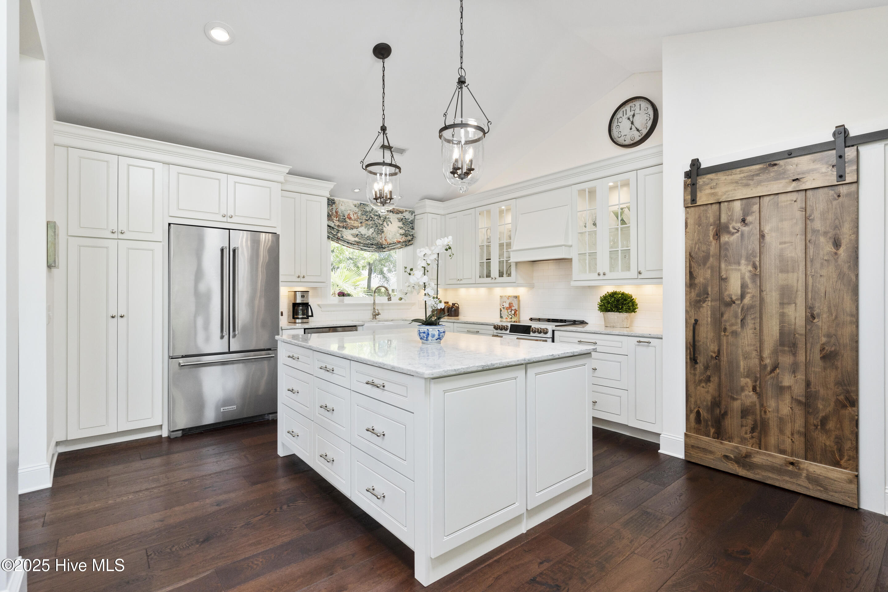 1824 Glen Eagles Lane