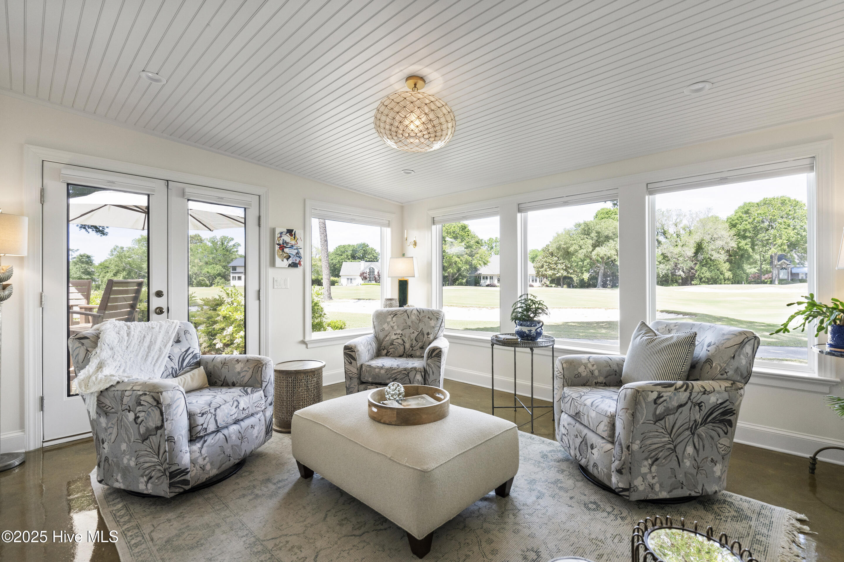 1824 Glen Eagles Lane