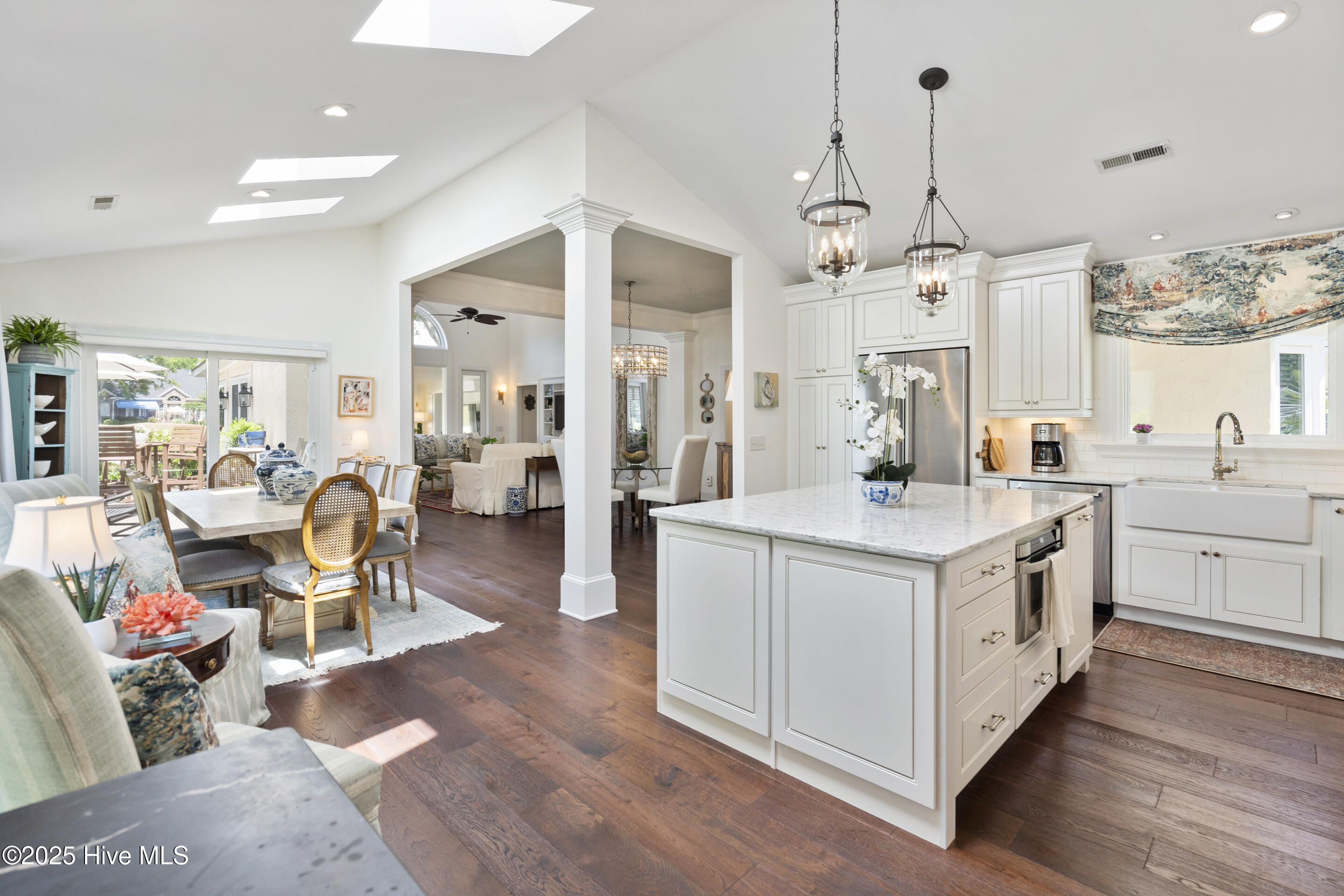 1824 Glen Eagles Lane