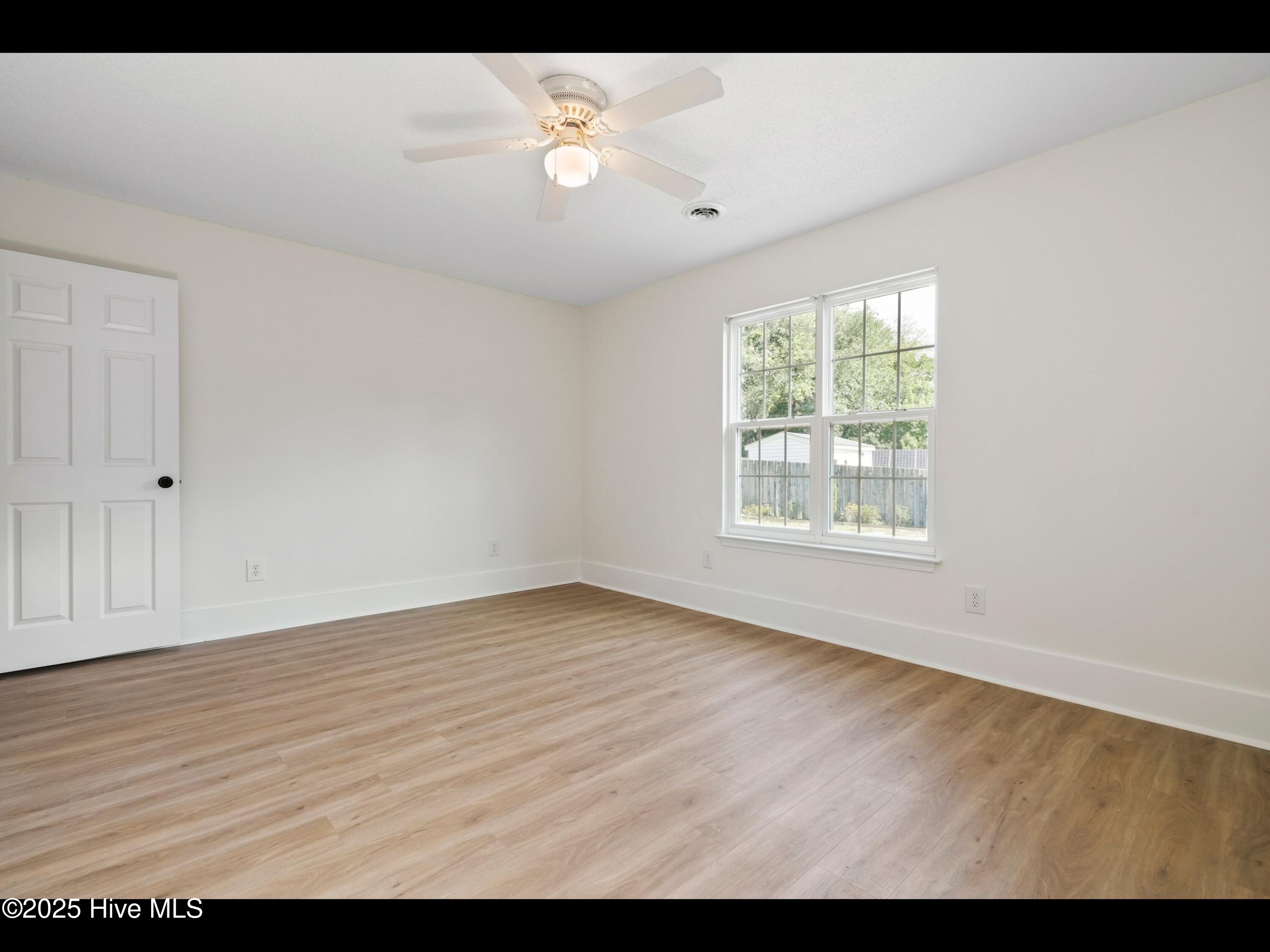 711 Glenarthur Drive