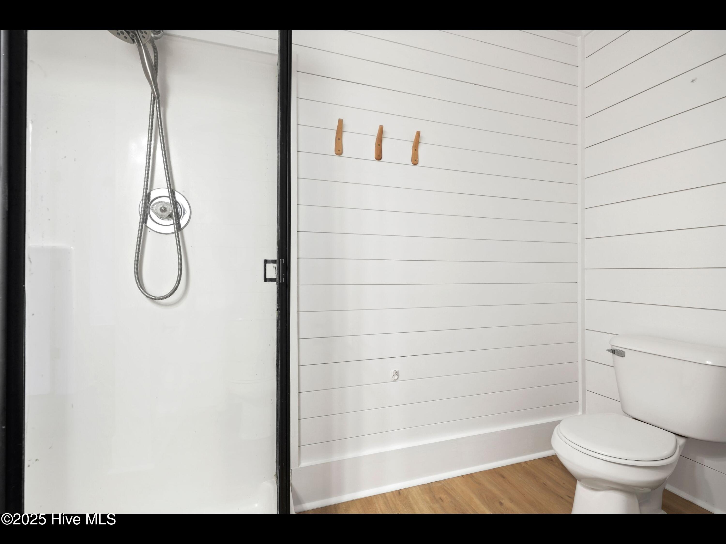 711 Glenarthur Drive