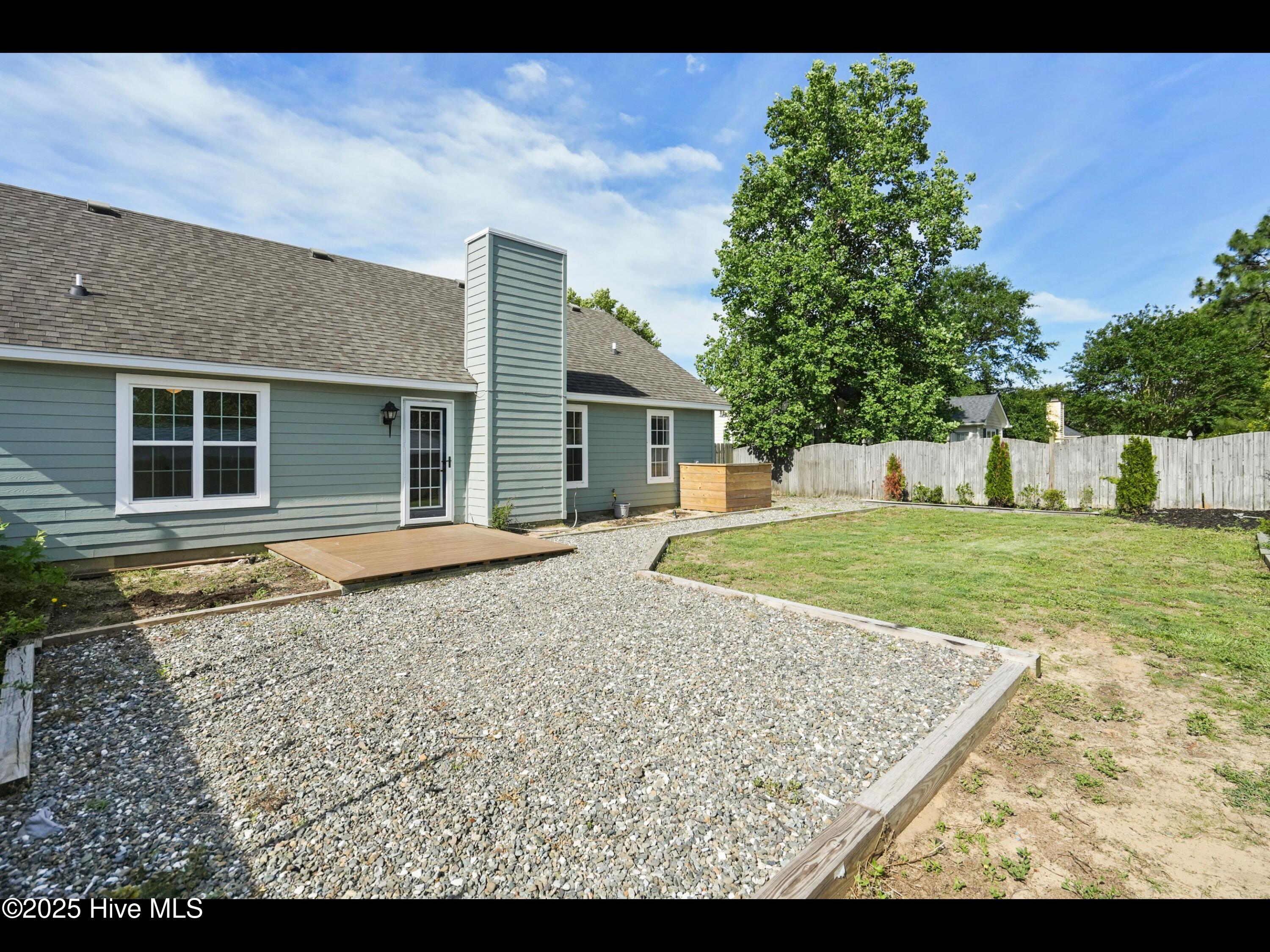 711 Glenarthur Drive