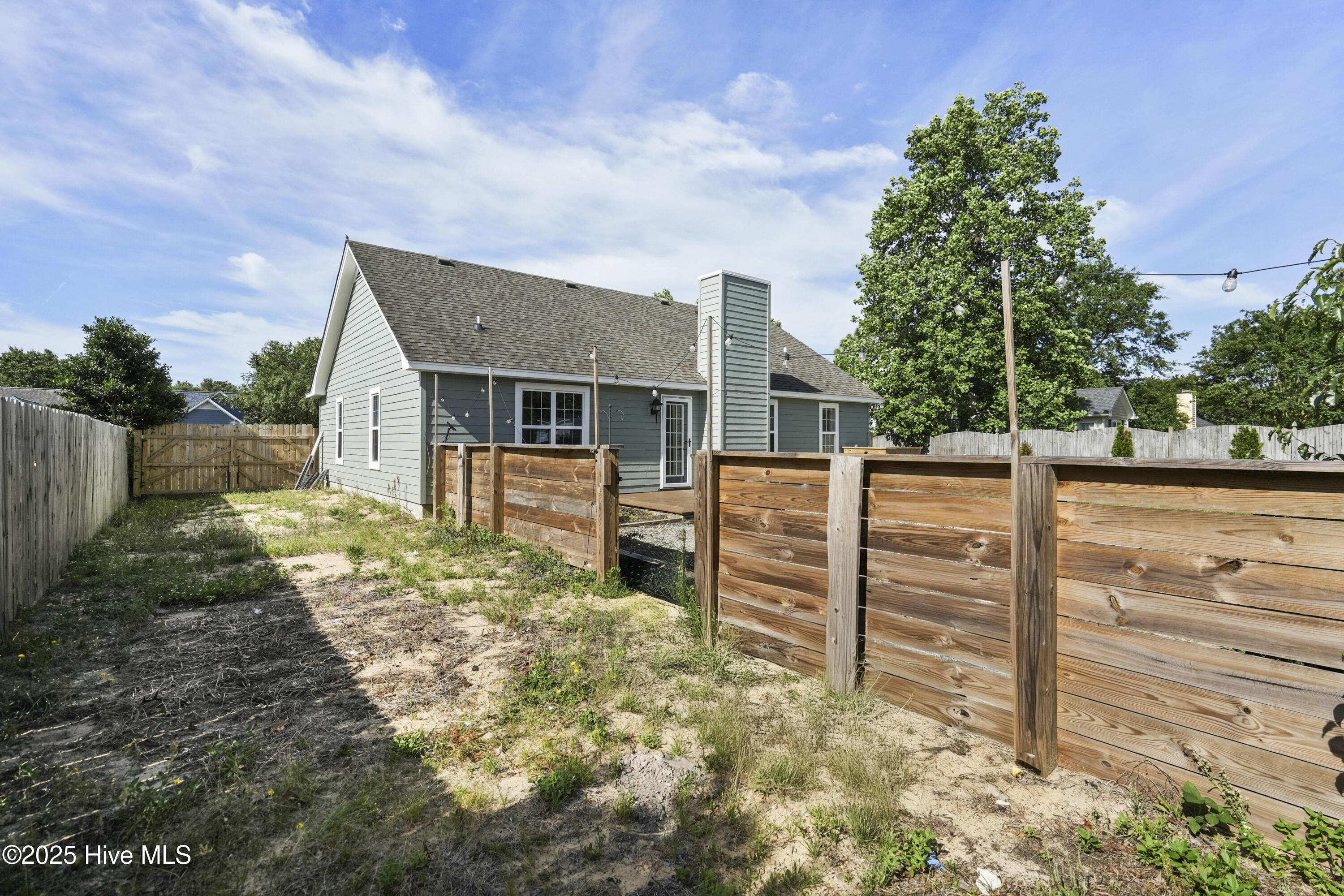 711 Glenarthur Drive