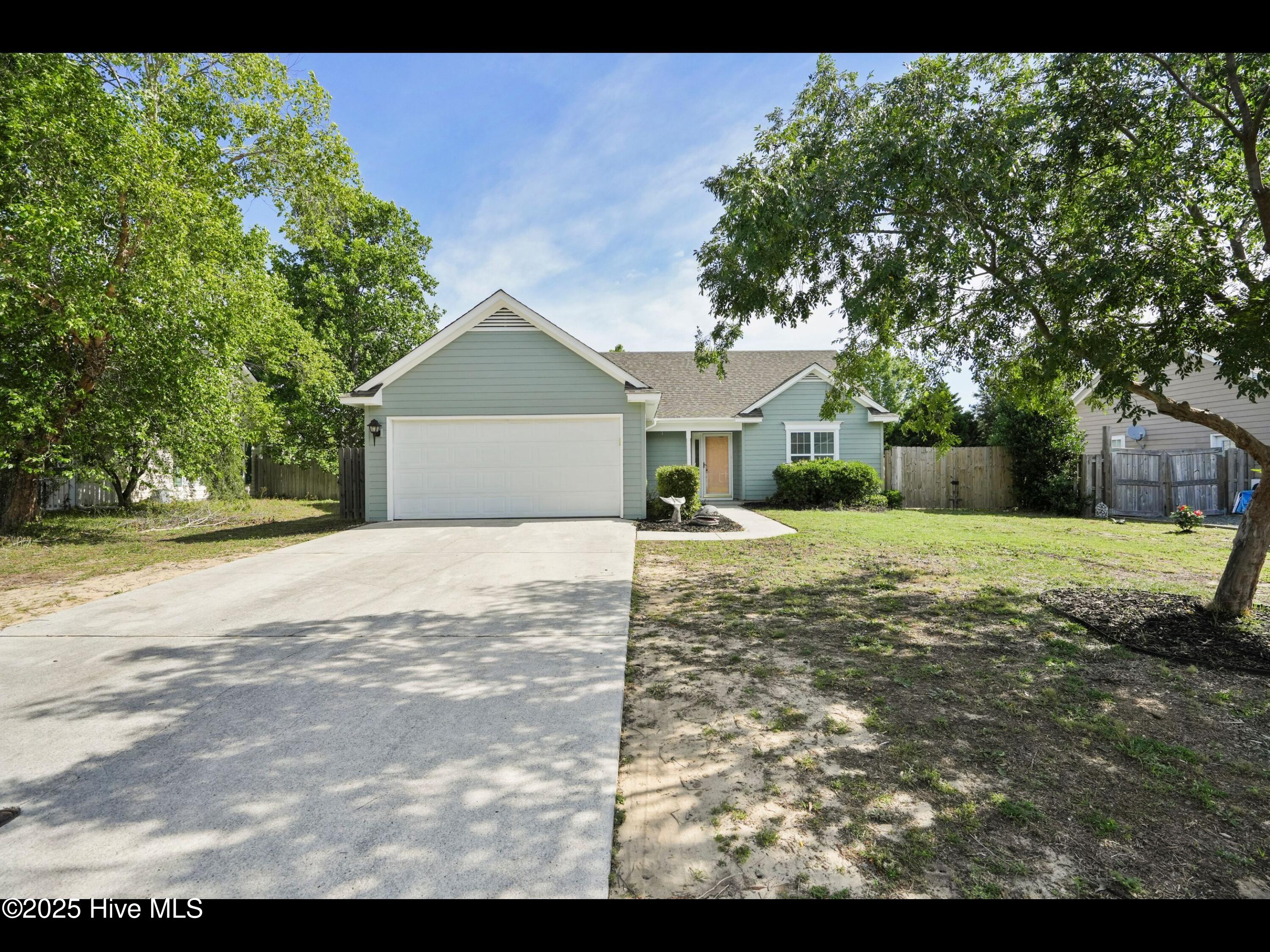 711 Glenarthur Drive