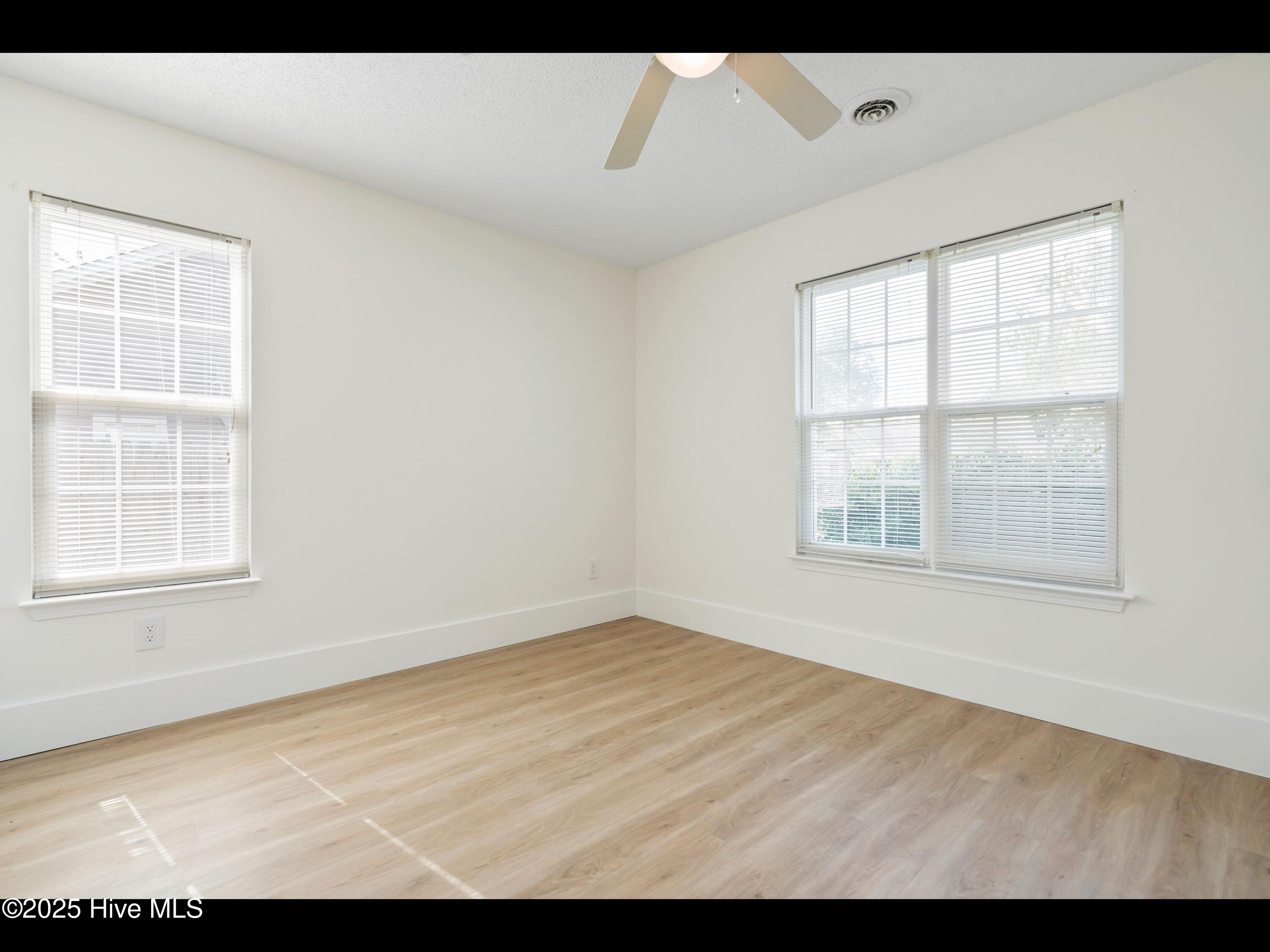 711 Glenarthur Drive