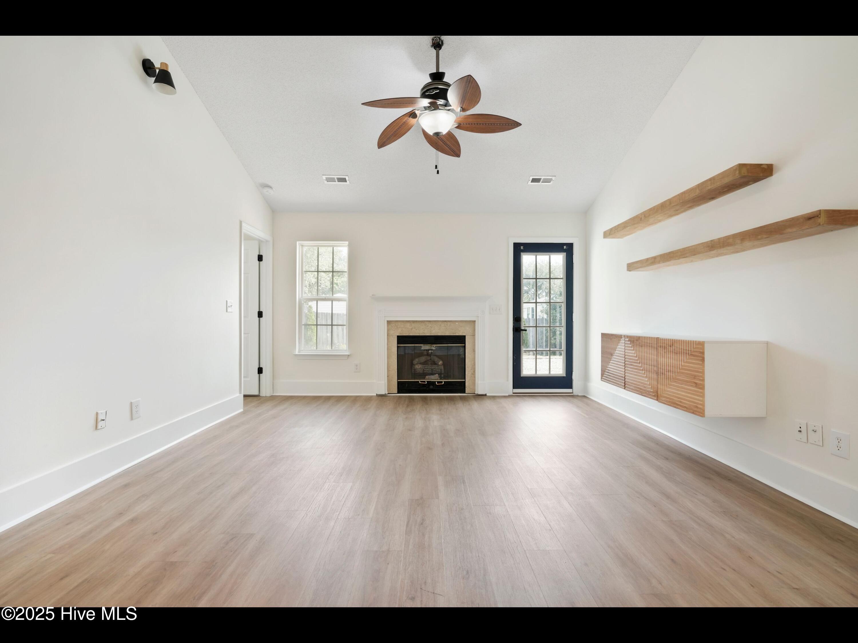 711 Glenarthur Drive