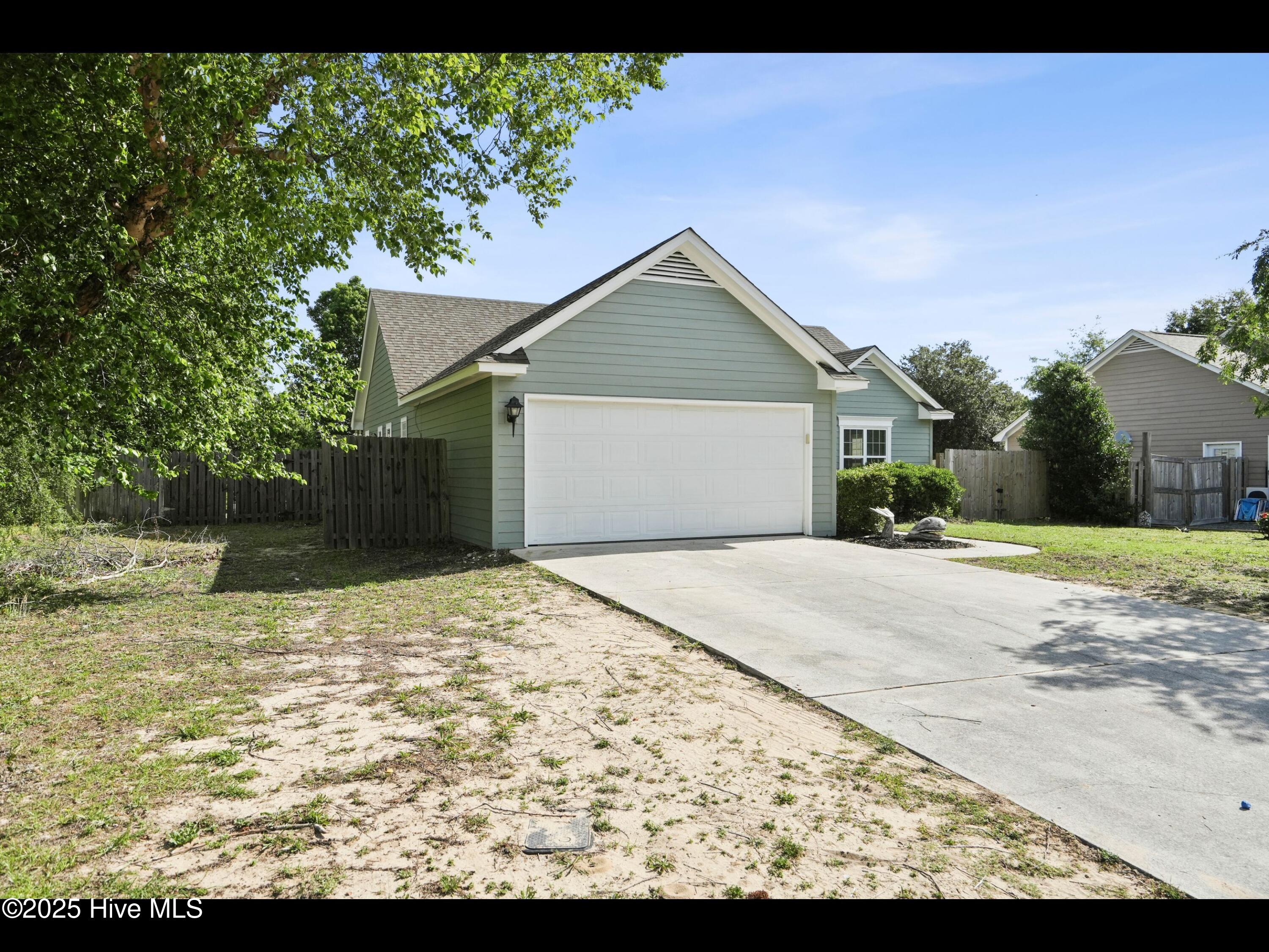 711 Glenarthur Drive