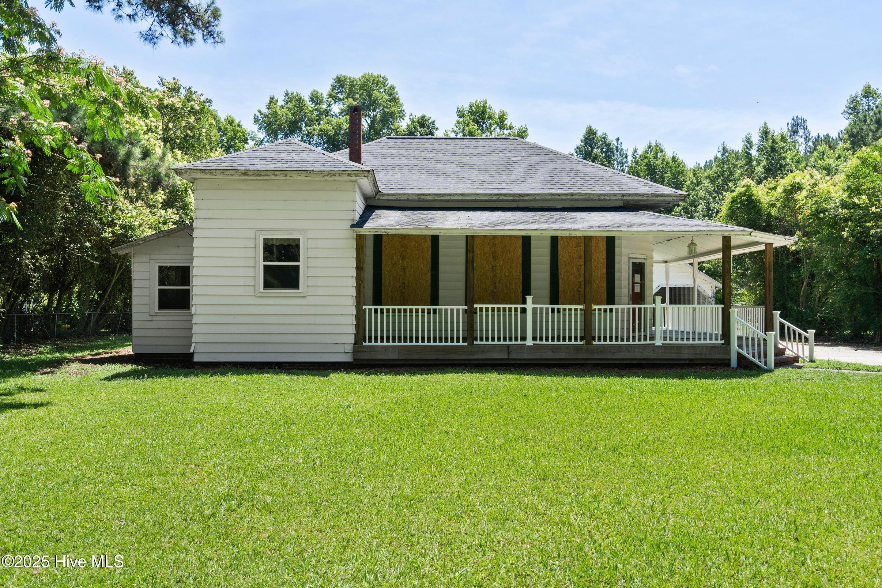 401 Pecan Lane
