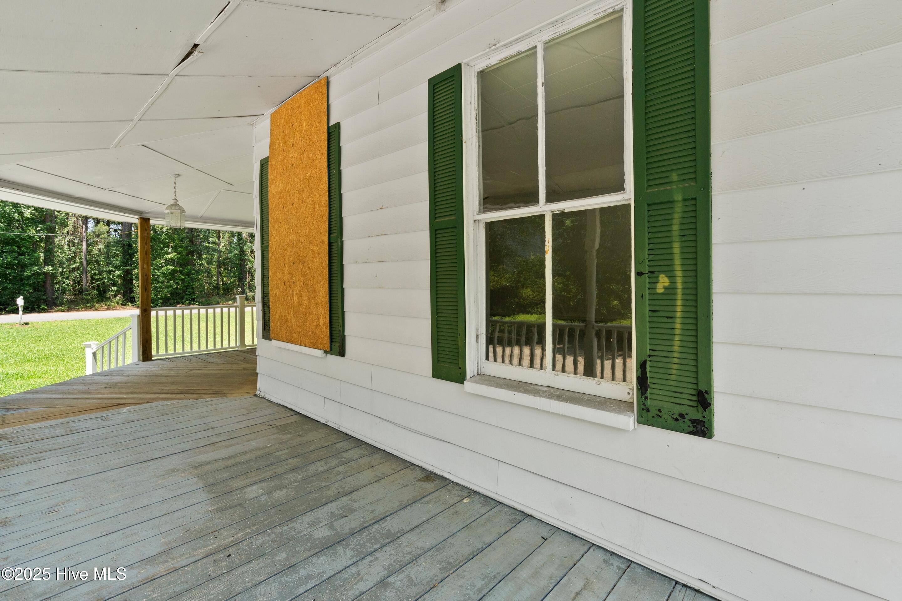 401 Pecan Lane
