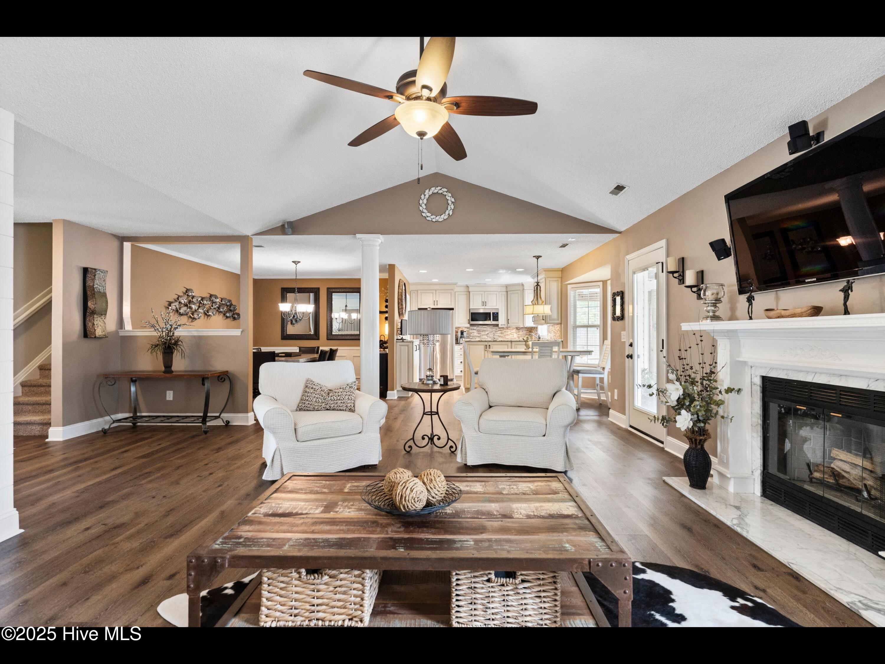 1204 Maple Ridge Road