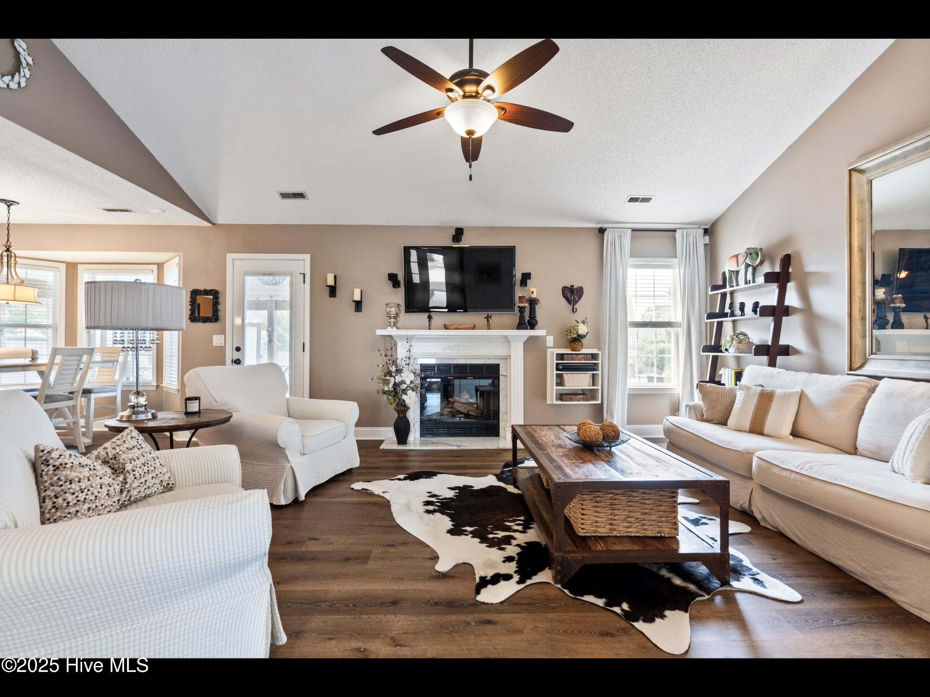 1204 Maple Ridge Road